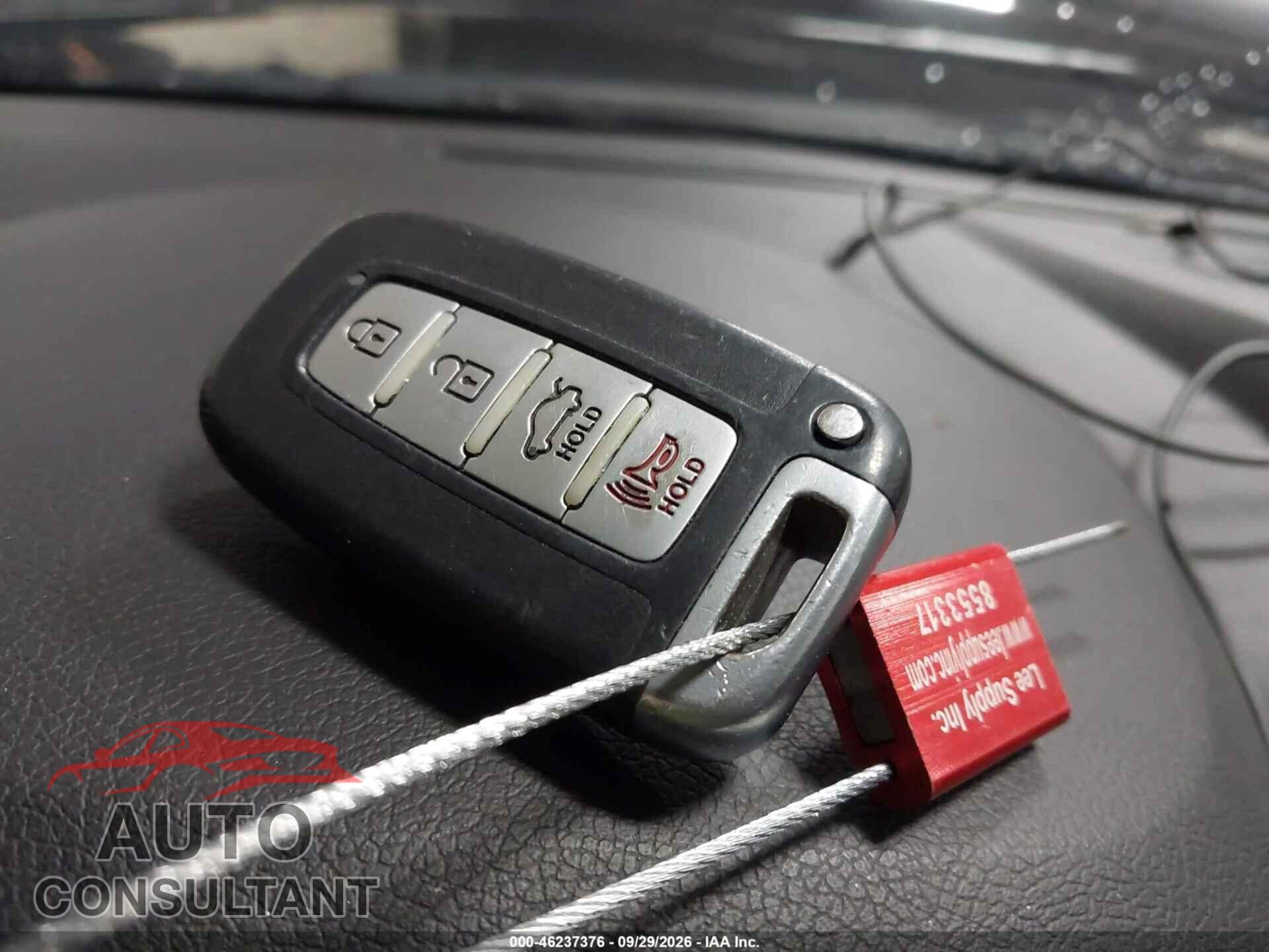 HYUNDAI GENESIS 2013 - KMHHT6KD8DU099626