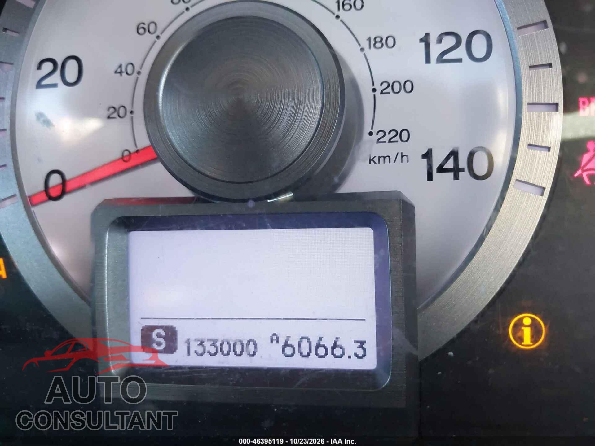 HONDA PILOT 2010 - 5FNYF4H84AB011184