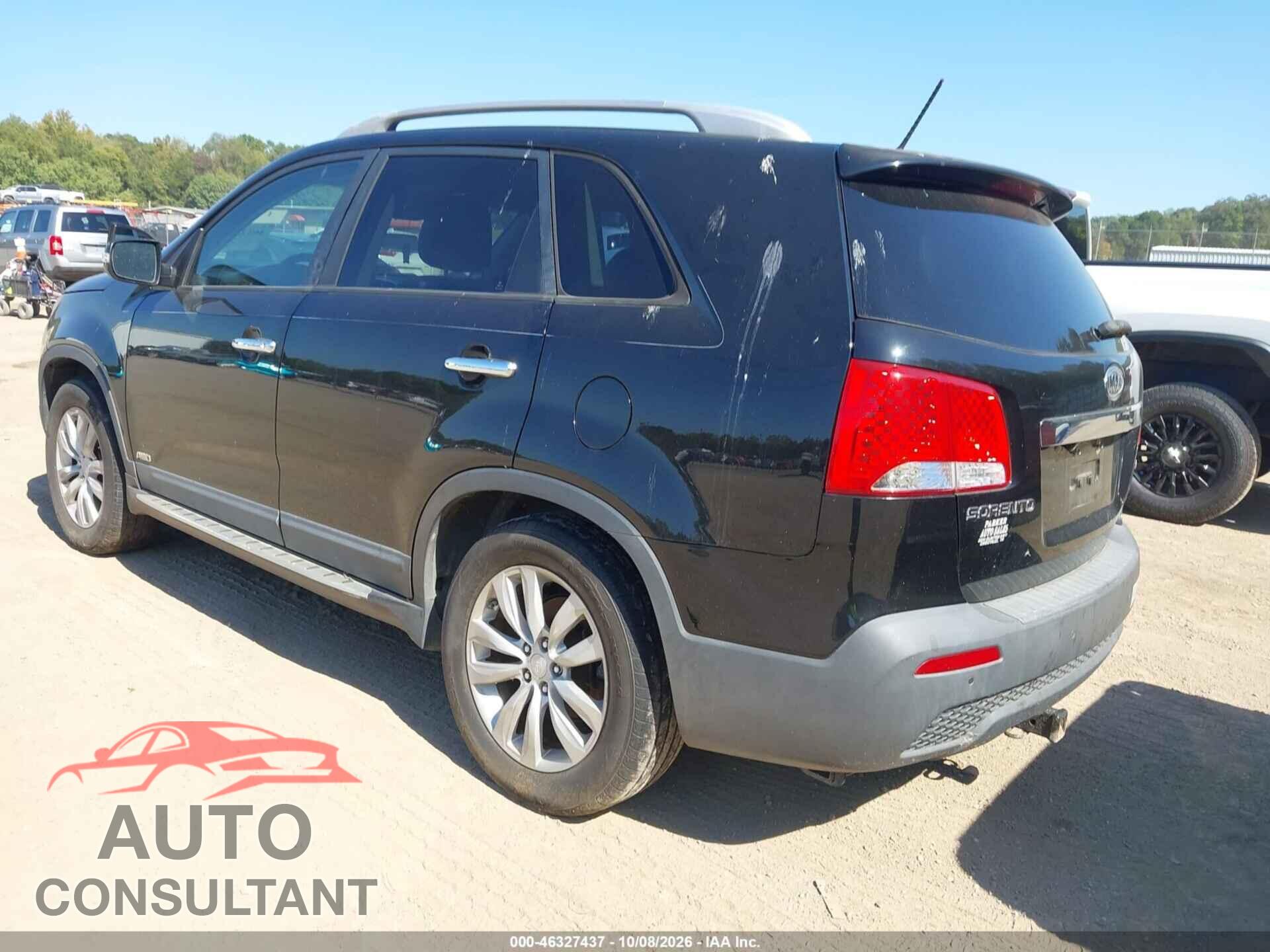 KIA SORENTO 2011 - 5XYKUDA2XBG134824