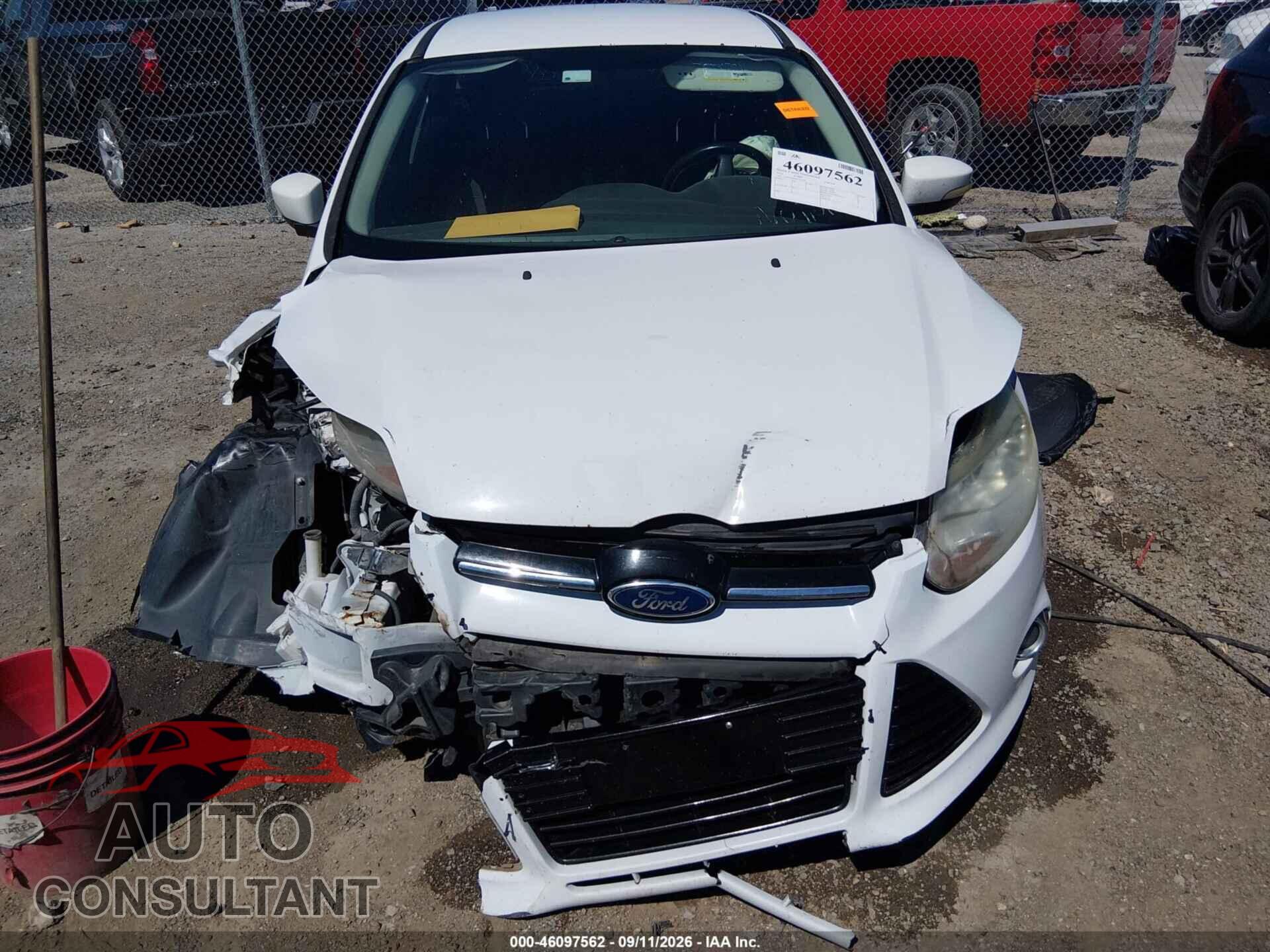 FORD FOCUS 2012 - 1FAHP3M20CL303140