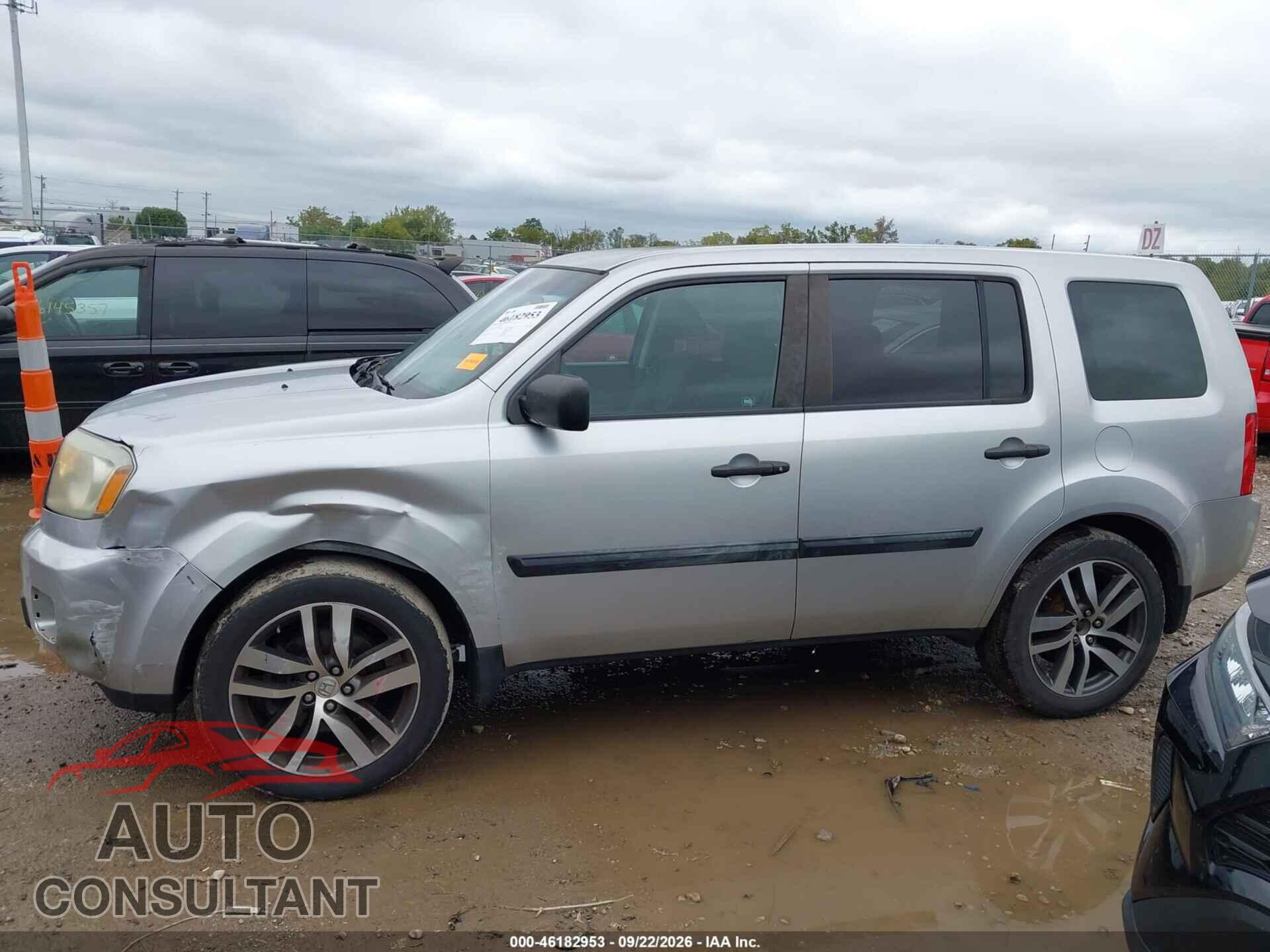 HONDA PILOT 2011 - 5FNYF4H26BB068919