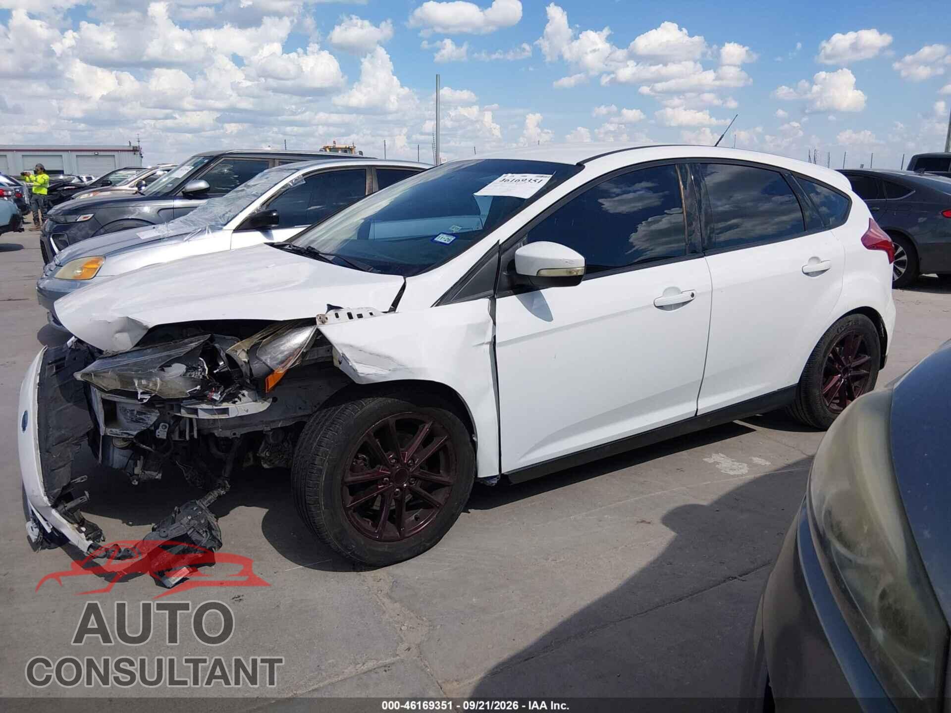 FORD FOCUS 2016 - 1FADP3K23GL301969