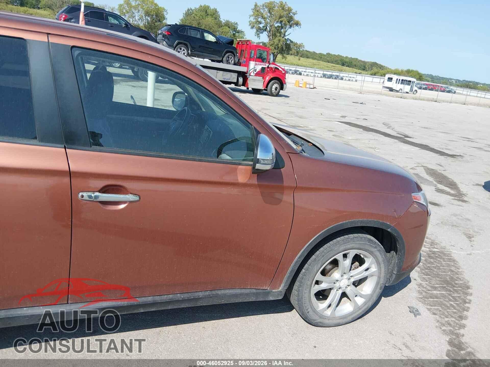 MITSUBISHI OUTLANDER 2015 - JA4AD3A33FZ003847