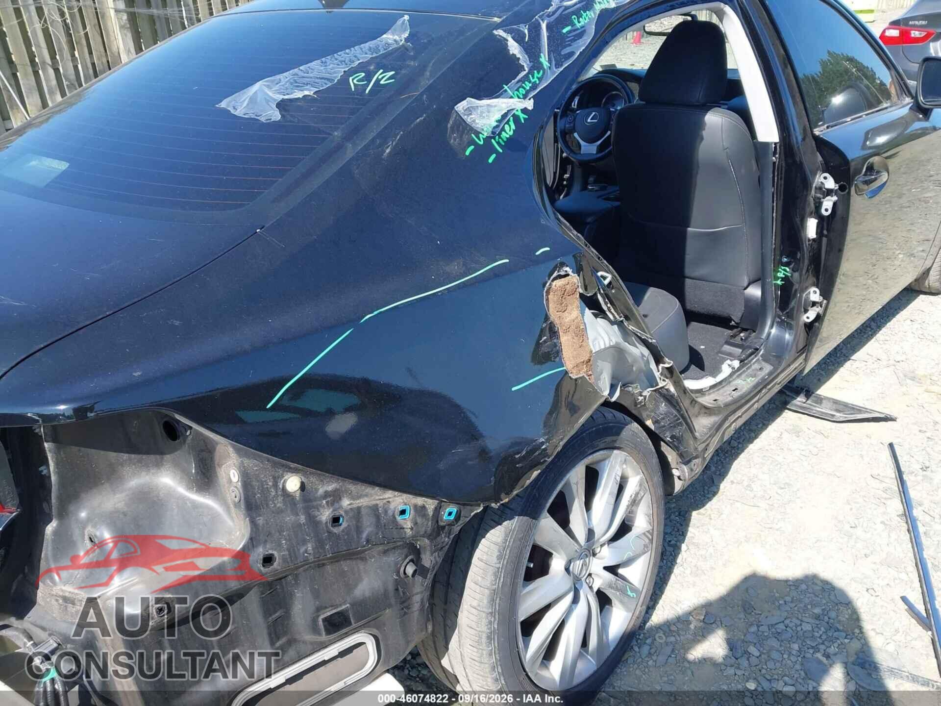 LEXUS IS 250 2015 - JTHCF1D21F5017218