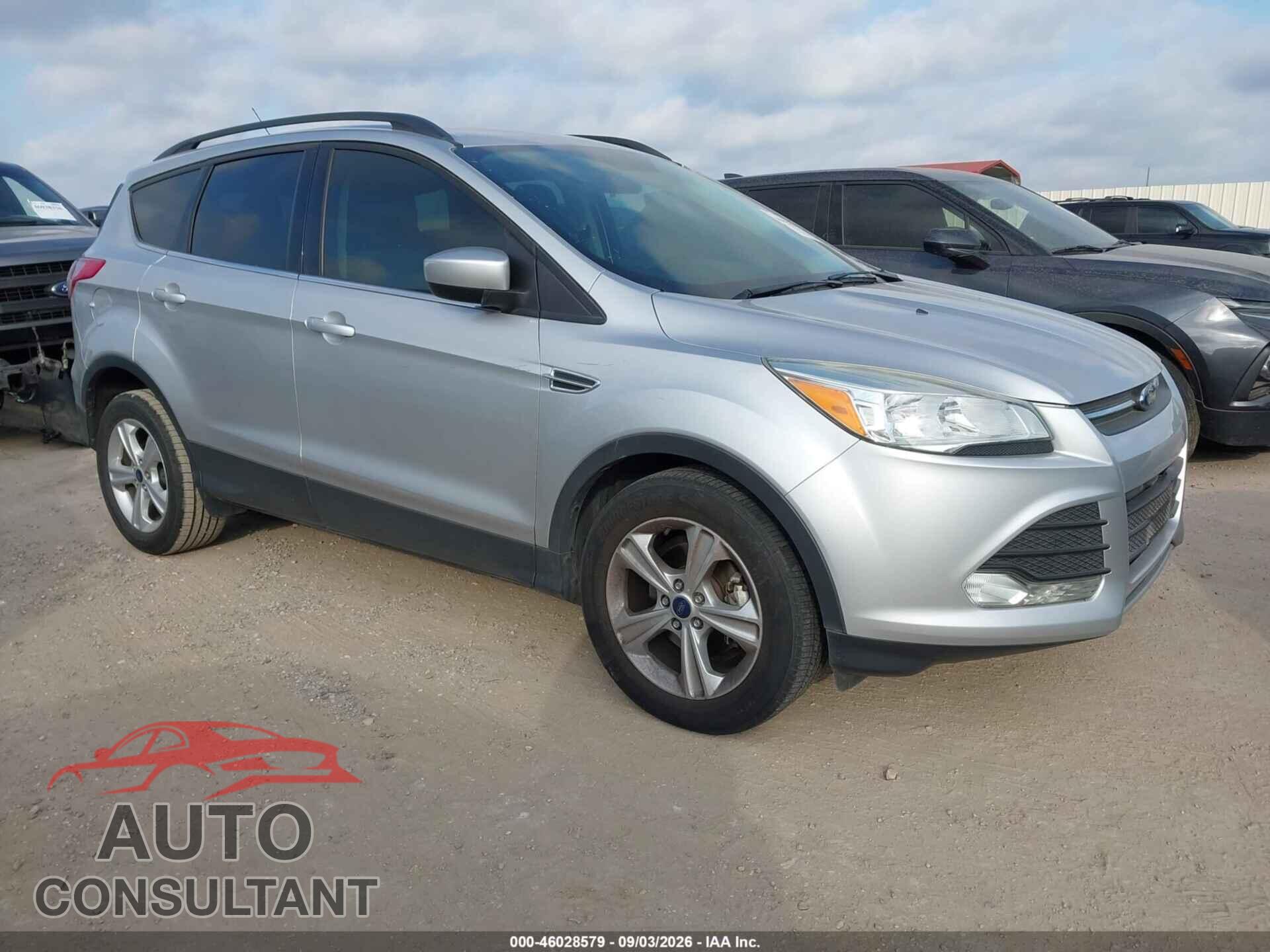 FORD ESCAPE 2015 - 1FMCU0GX5FUC24611