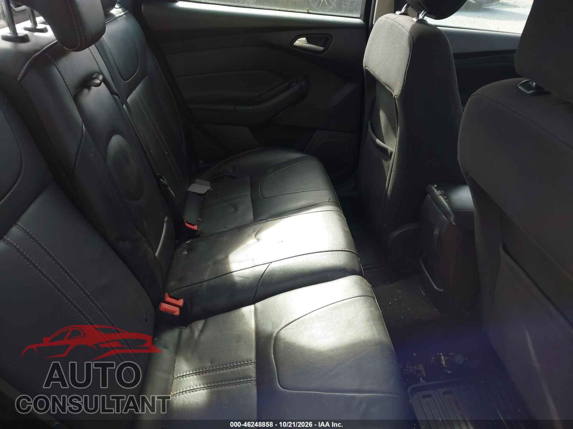 FORD FOCUS 2017 - 1FADP3F29HL240199