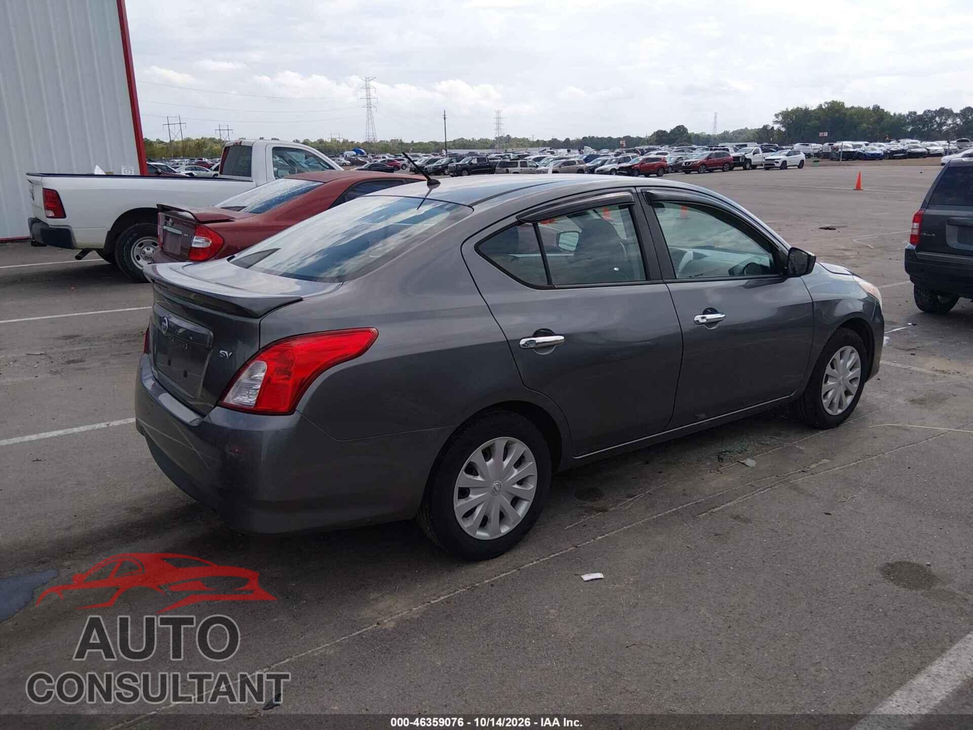 NISSAN VERSA 2017 - 3N1CN7AP1HL830958