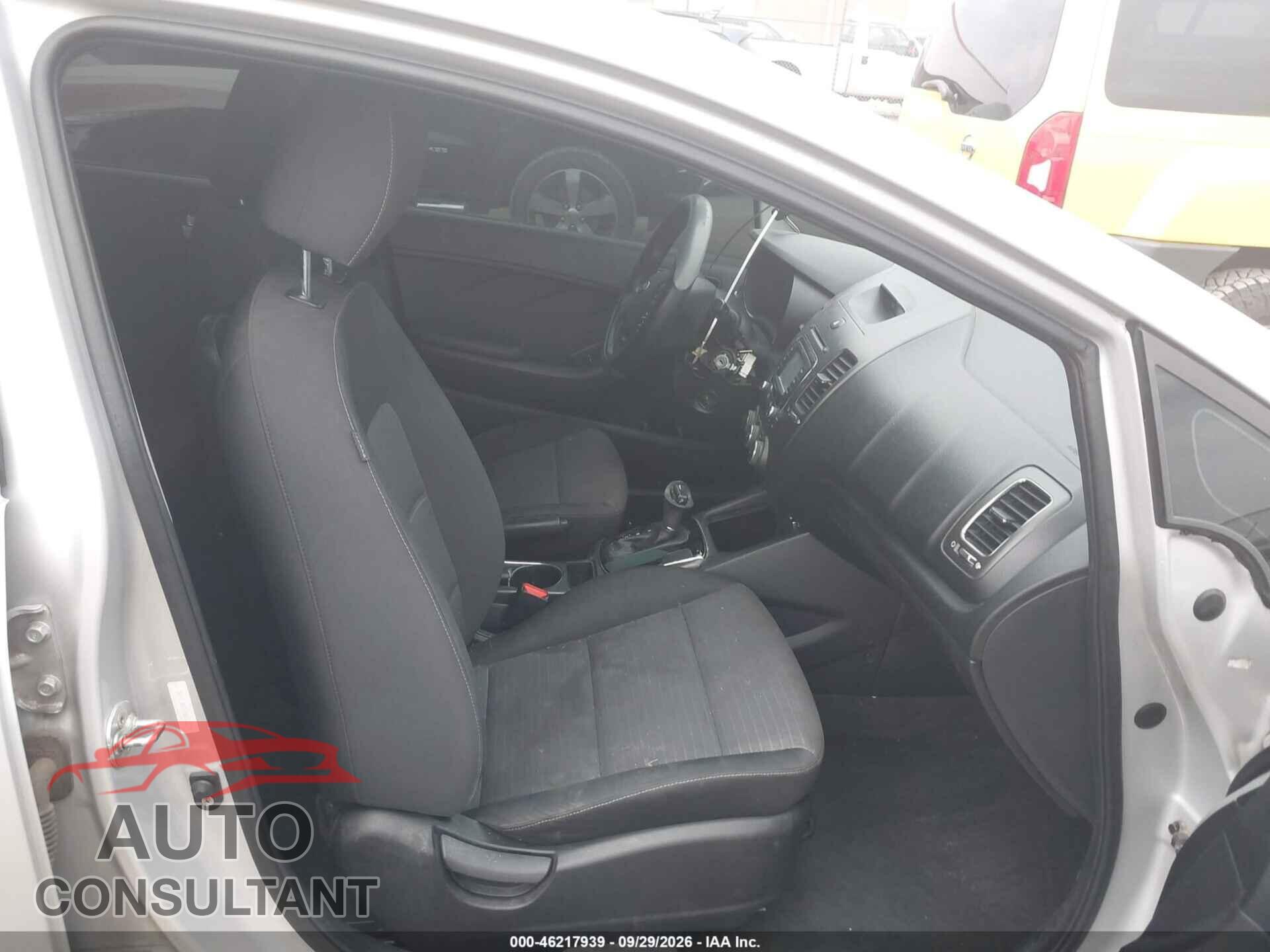 KIA FORTE 2017 - 3KPFL4A71HE113379
