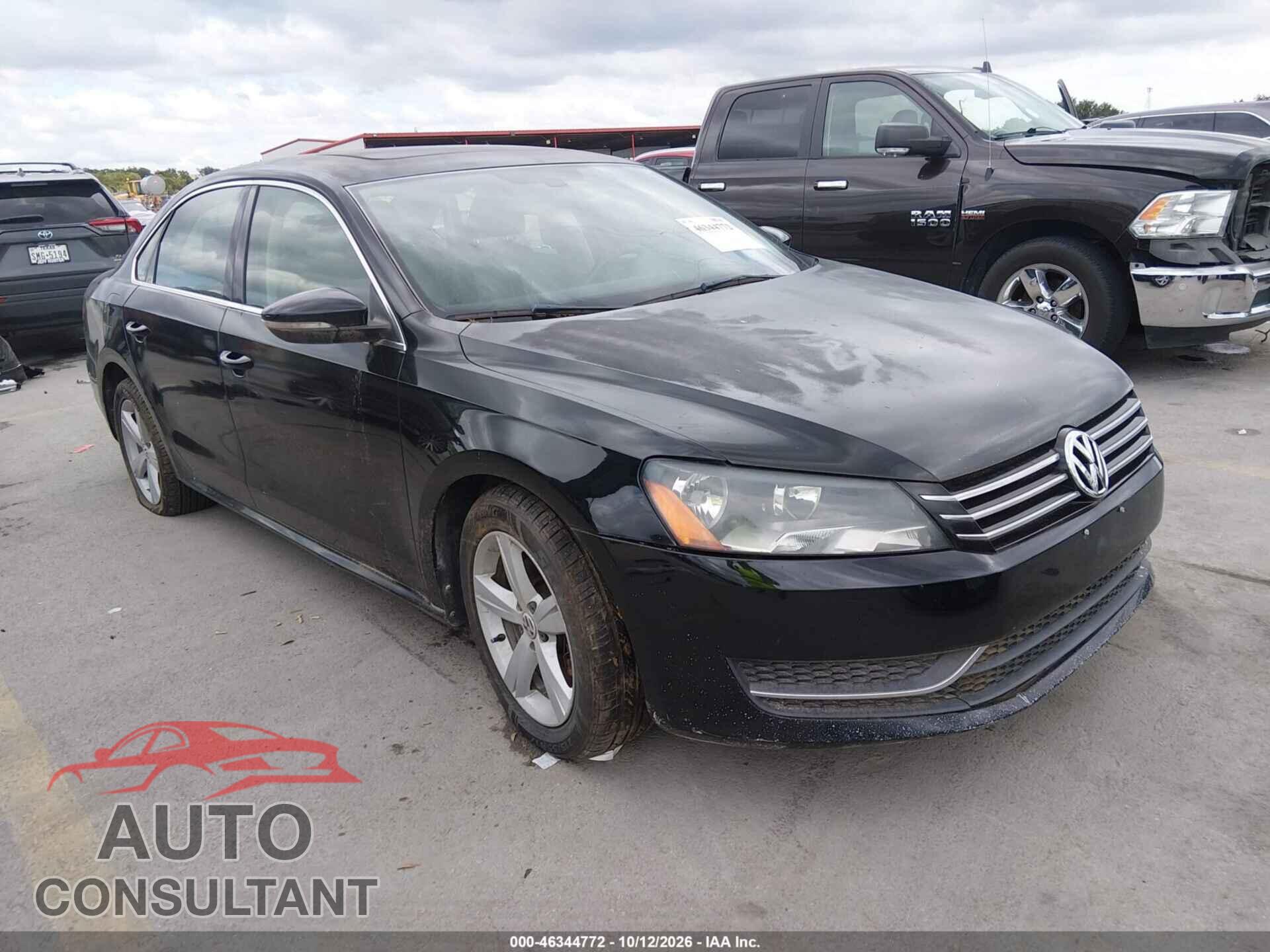 VOLKSWAGEN PASSAT 2012 - 1VWBP7A38CC083571