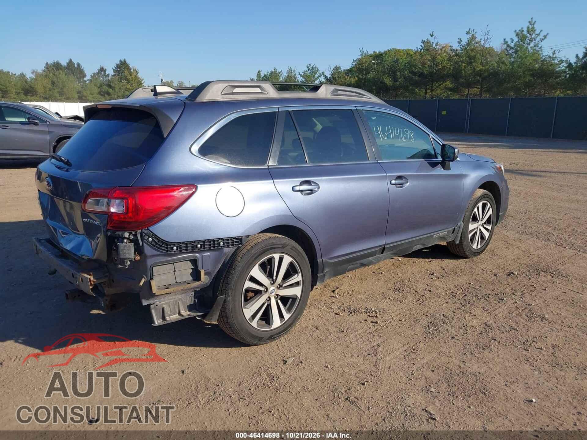SUBARU OUTBACK 2018 - 4S4BSANC4J3243138