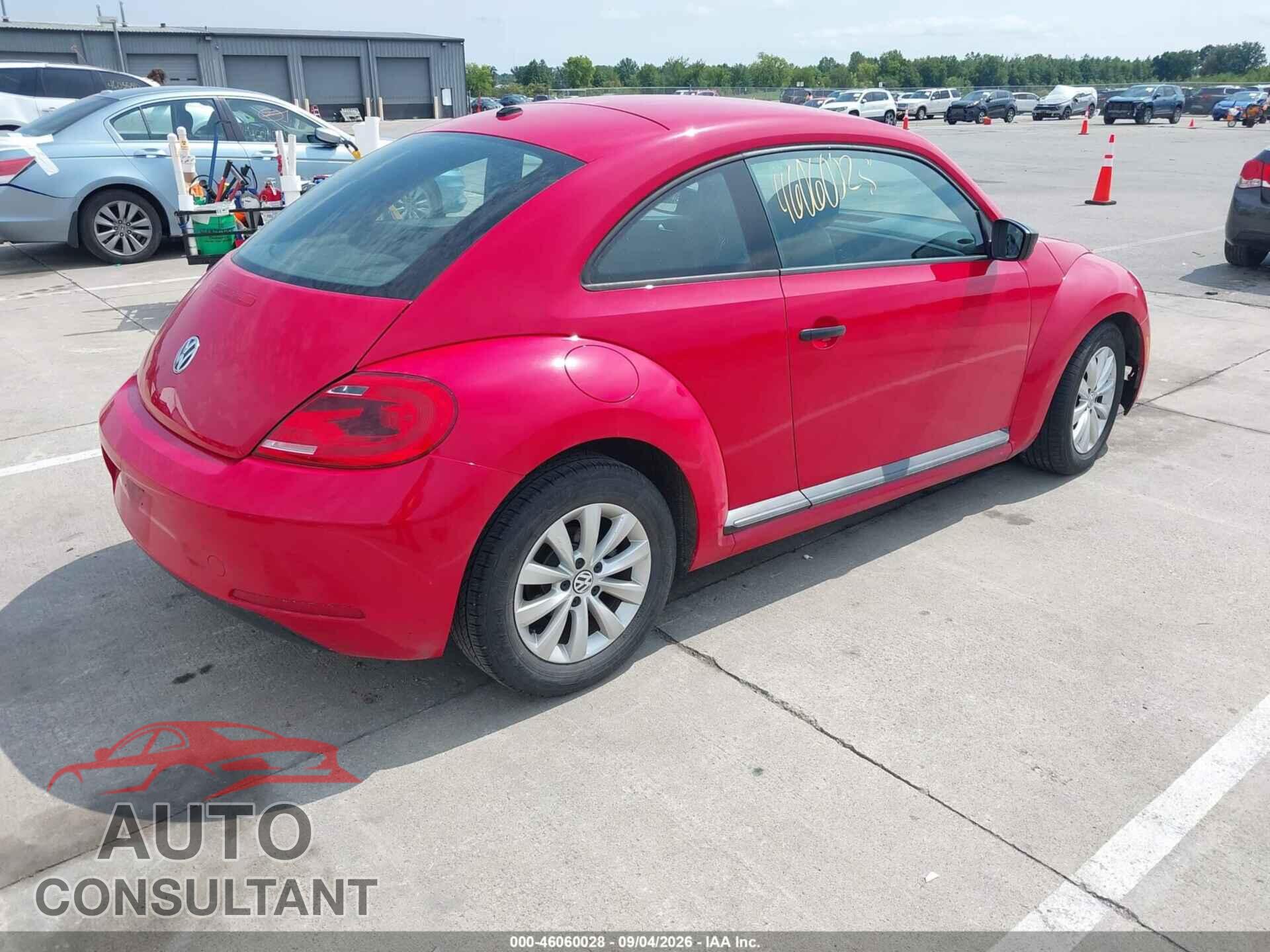 VOLKSWAGEN BEETLE 2013 - 3VWFP7AT1DM670308