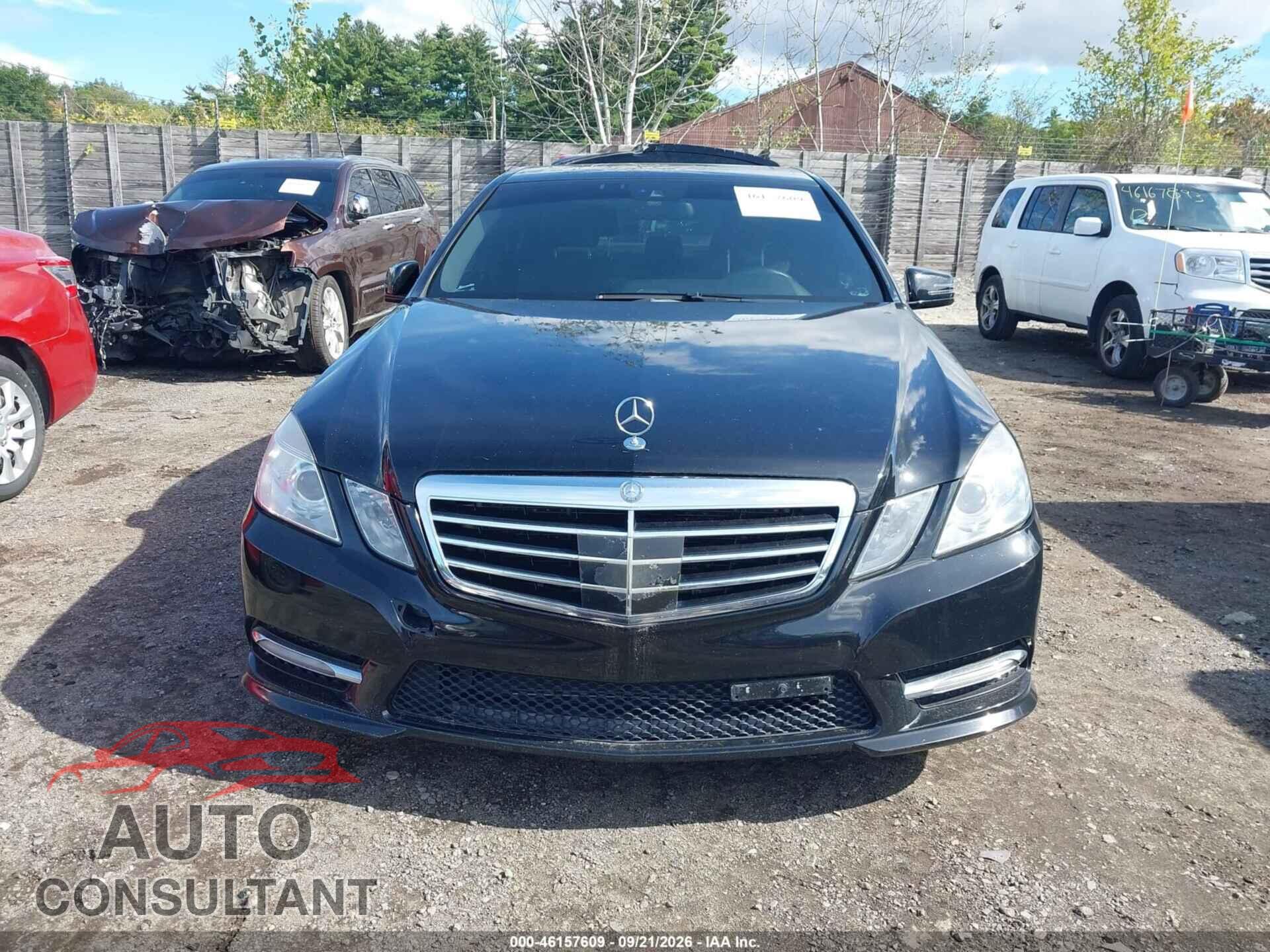 MERCEDES-BENZ E 550 2012 - WDDHF9BB4CA608449