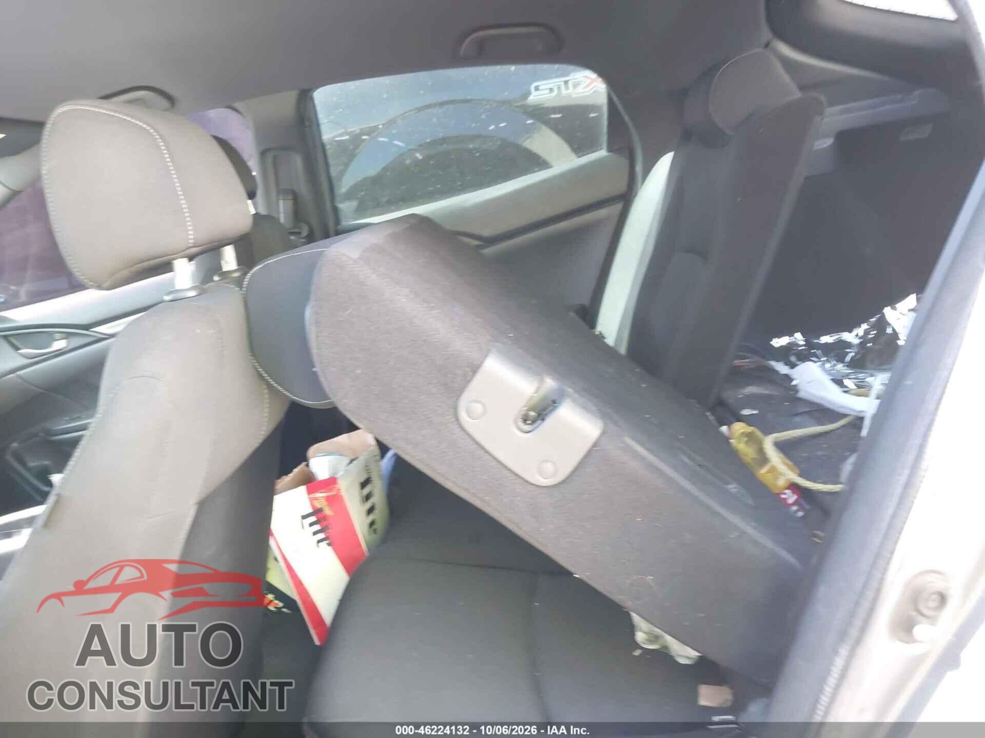 HONDA CIVIC 2017 - SHHFK7H28HU404548