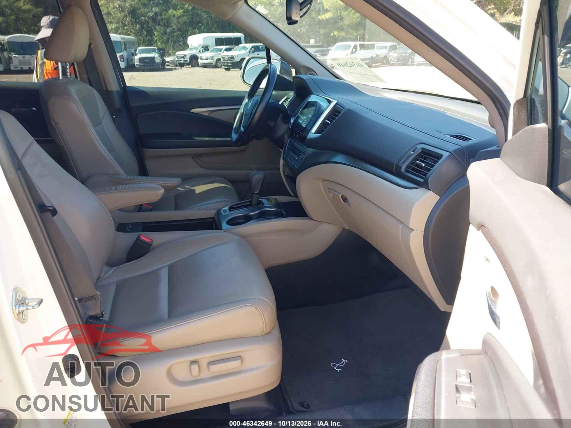 HONDA PILOT 2016 - 5FNYF5H74GB055899