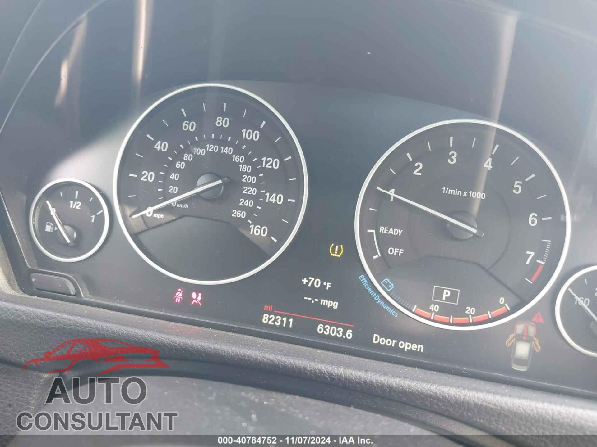 BMW 320I 2016 - WBA8E5G57GNU21534