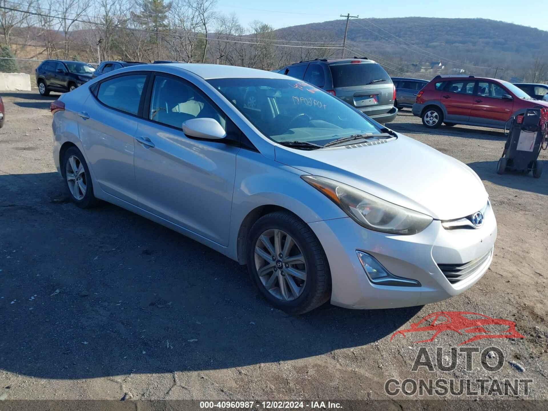 HYUNDAI ELANTRA 2014 - KMHDH4AEXEU081256