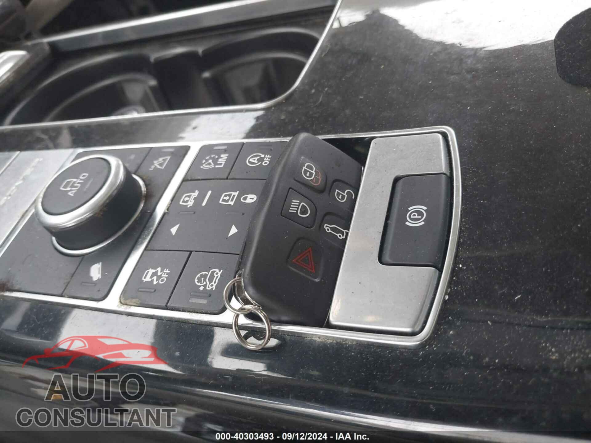 LAND ROVER RANGE ROVER 2017 - SALGS2FEXHA352850