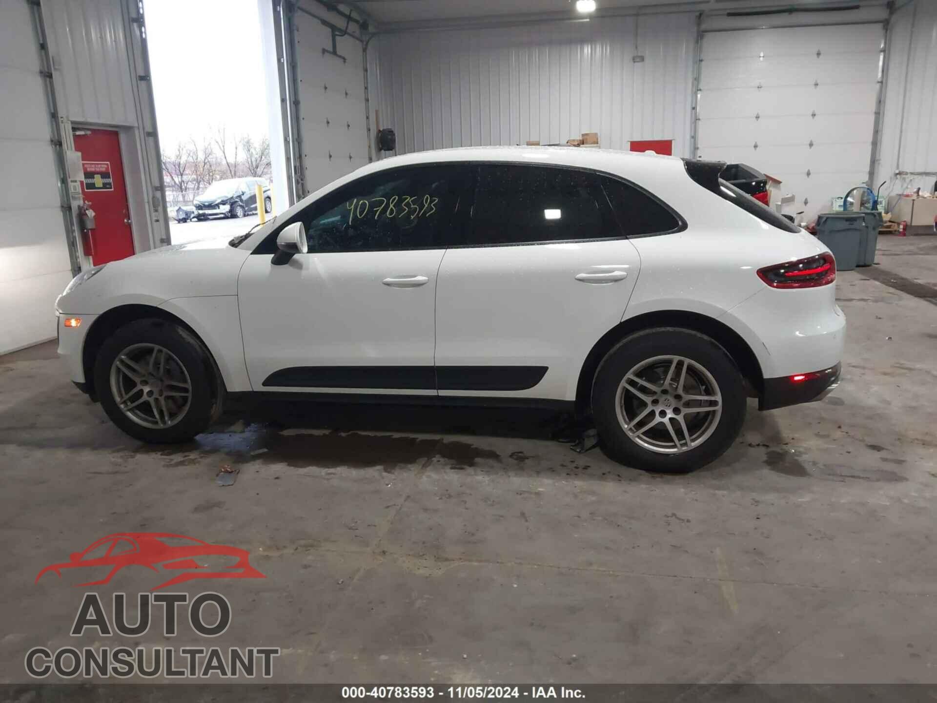 PORSCHE MACAN 2017 - WP1AA2A54HLB08279