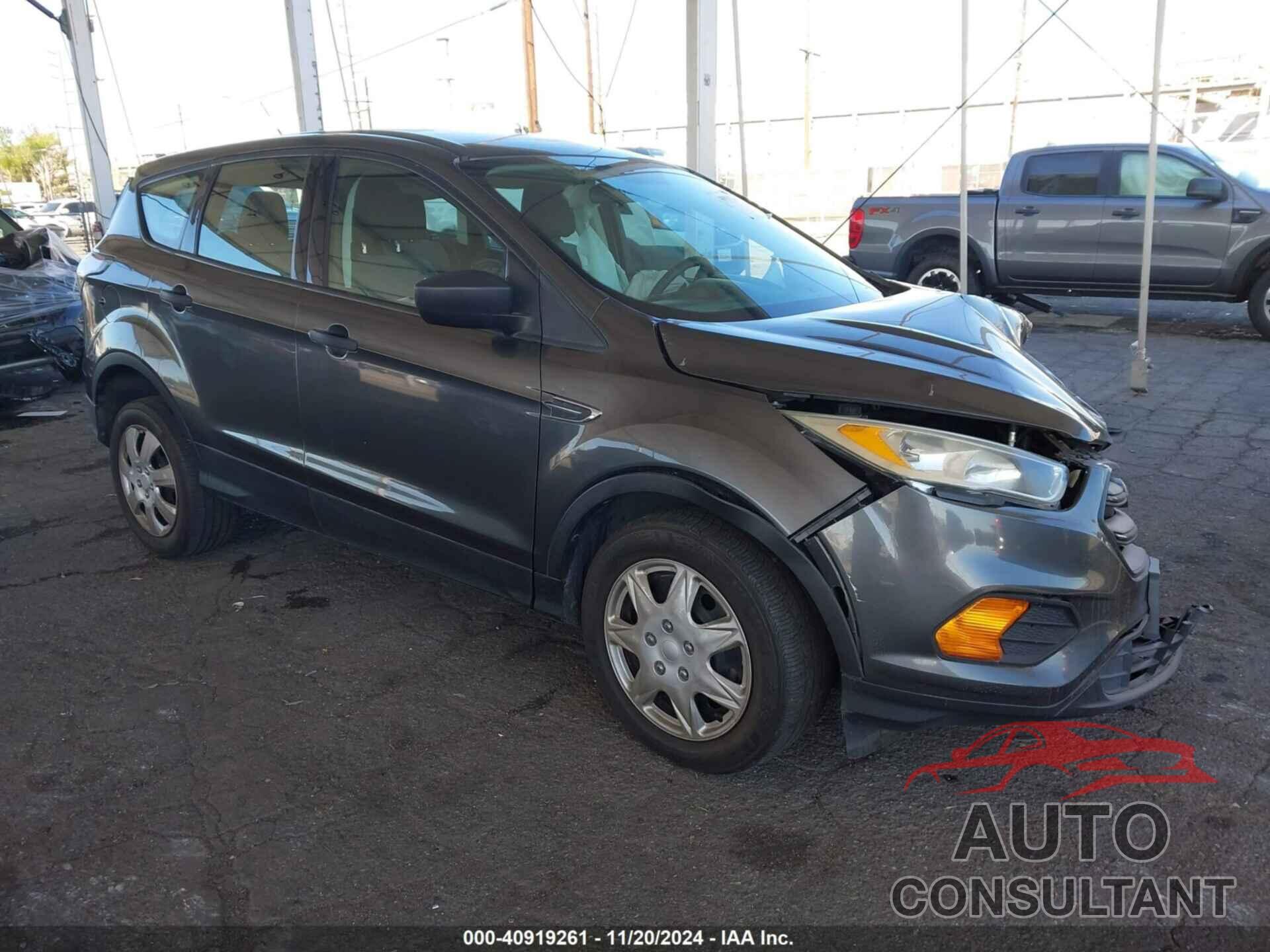 FORD ESCAPE 2017 - 1FMCU0F79HUA14954