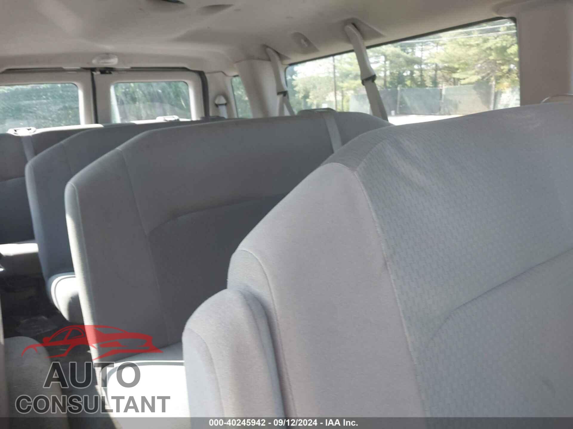 FORD E-350 SUPER DUTY 2013 - 1FBSS3BL6DDA00986