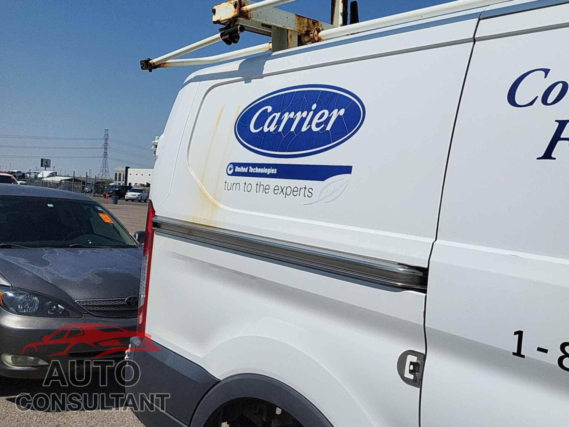 FORD TRANSIT 2017 - 1FTYR1YM0HKB36408