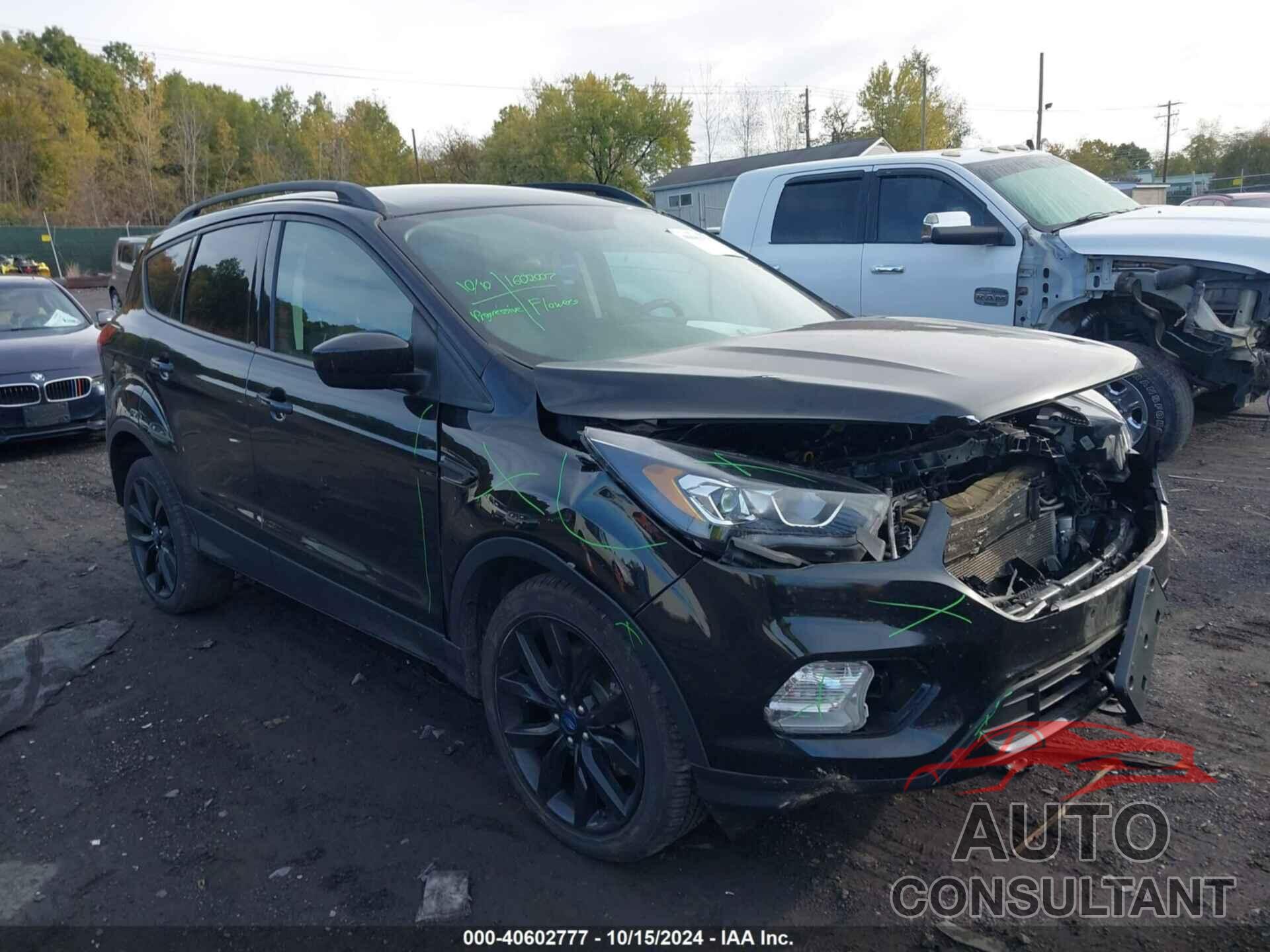 FORD ESCAPE 2019 - 1FMCU9GD8KUB42148