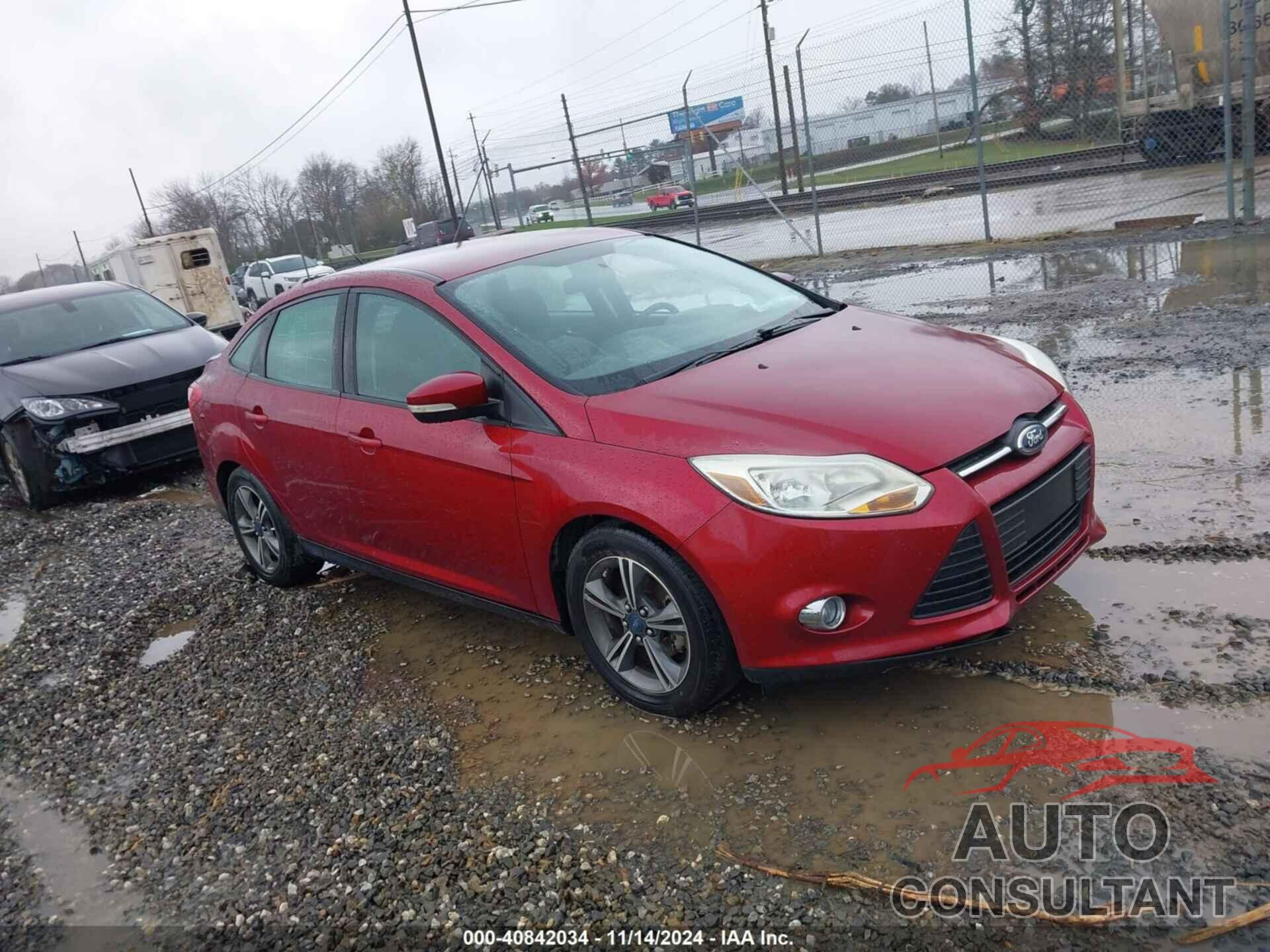 FORD FOCUS 2014 - 1FADP3F20EL127219