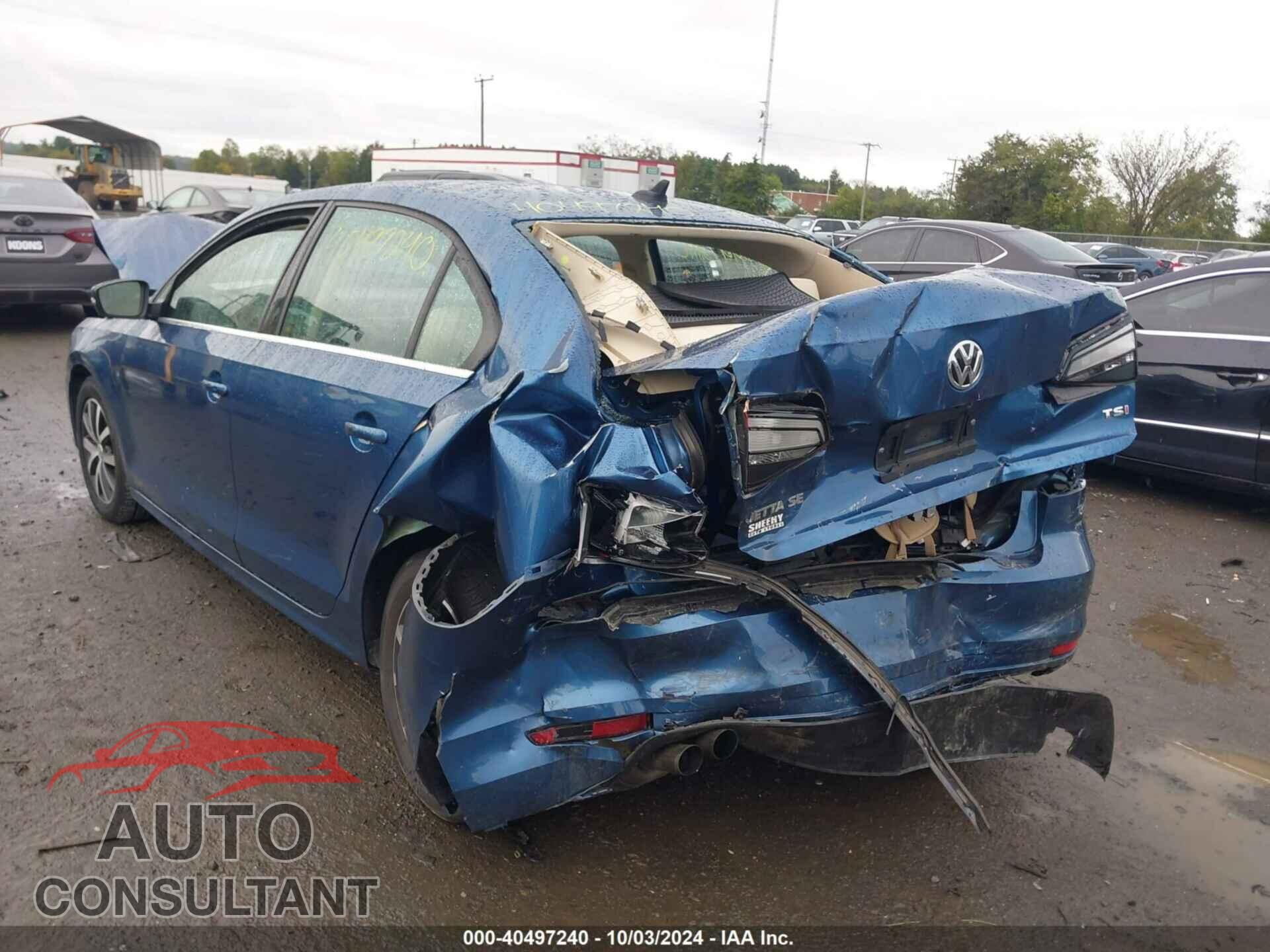 VOLKSWAGEN JETTA 2017 - 3VWDB7AJ9HM412810