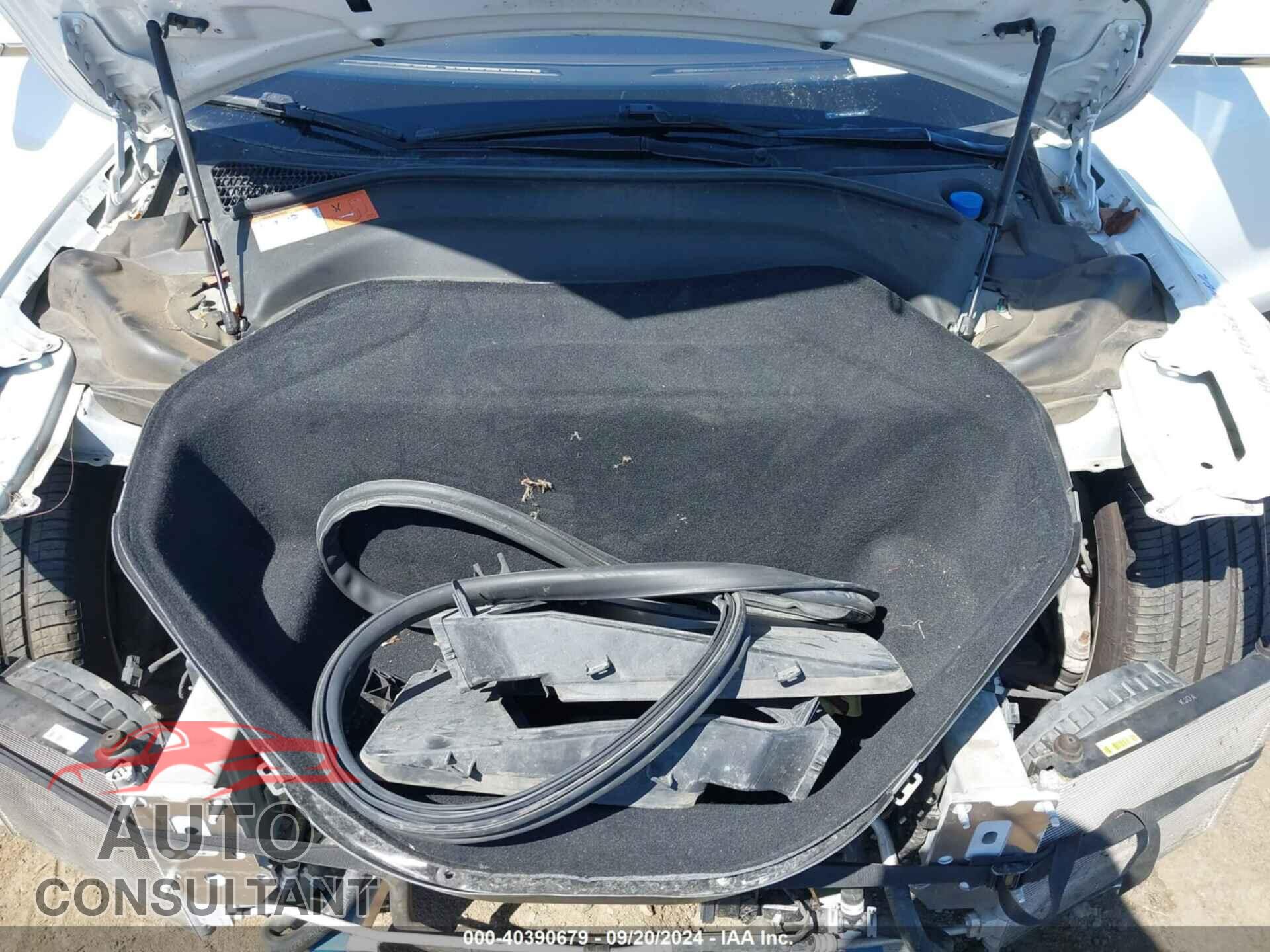 TESLA MODEL S 2015 - 5YJSA1E25FF115970
