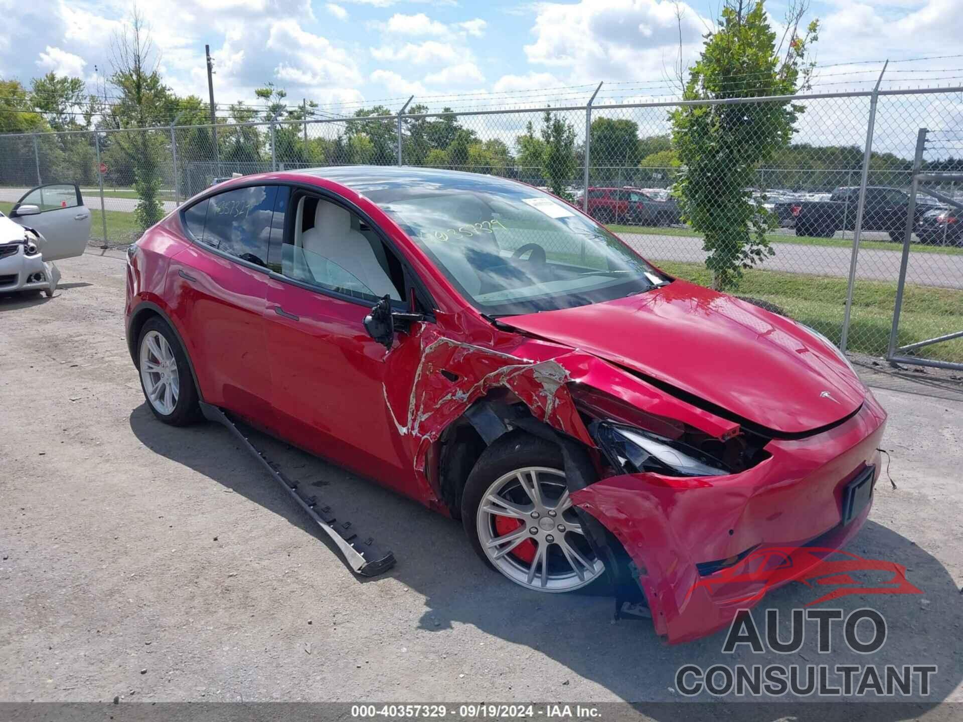 TESLA MODEL Y 2022 - 7SAYGDEEXNF512970