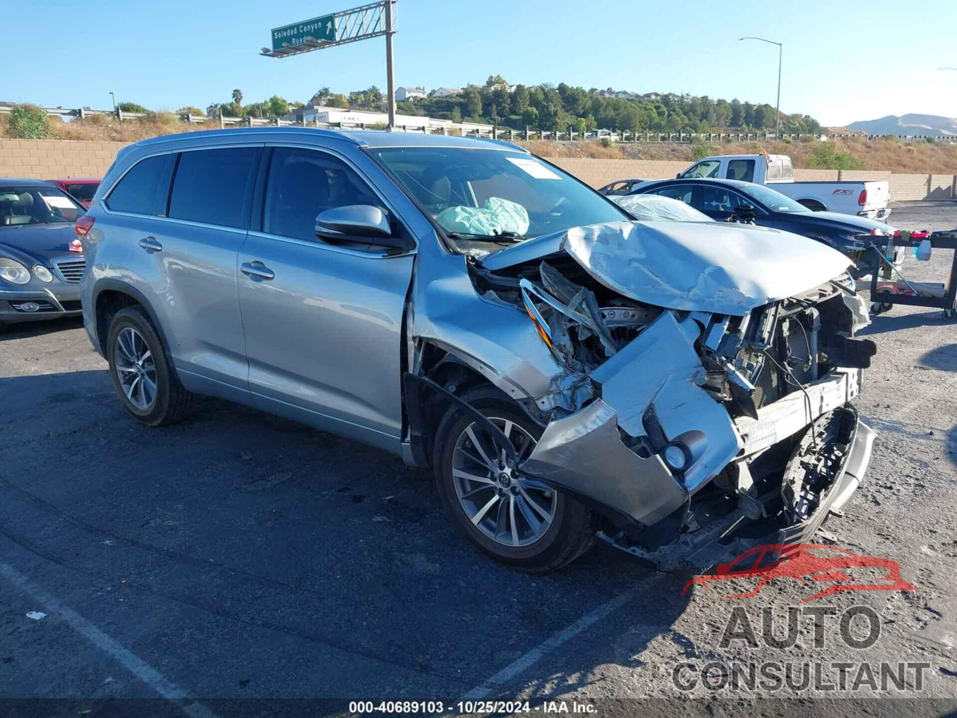 TOYOTA HIGHLANDER 2018 - 5TDKZRFH4JS259685