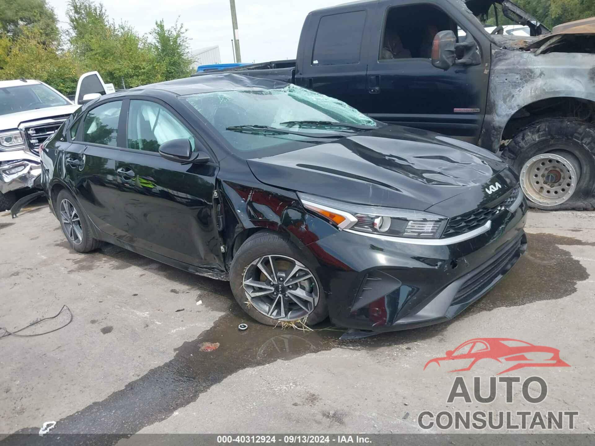 KIA FORTE 2023 - 3KPF24AD6PE680906