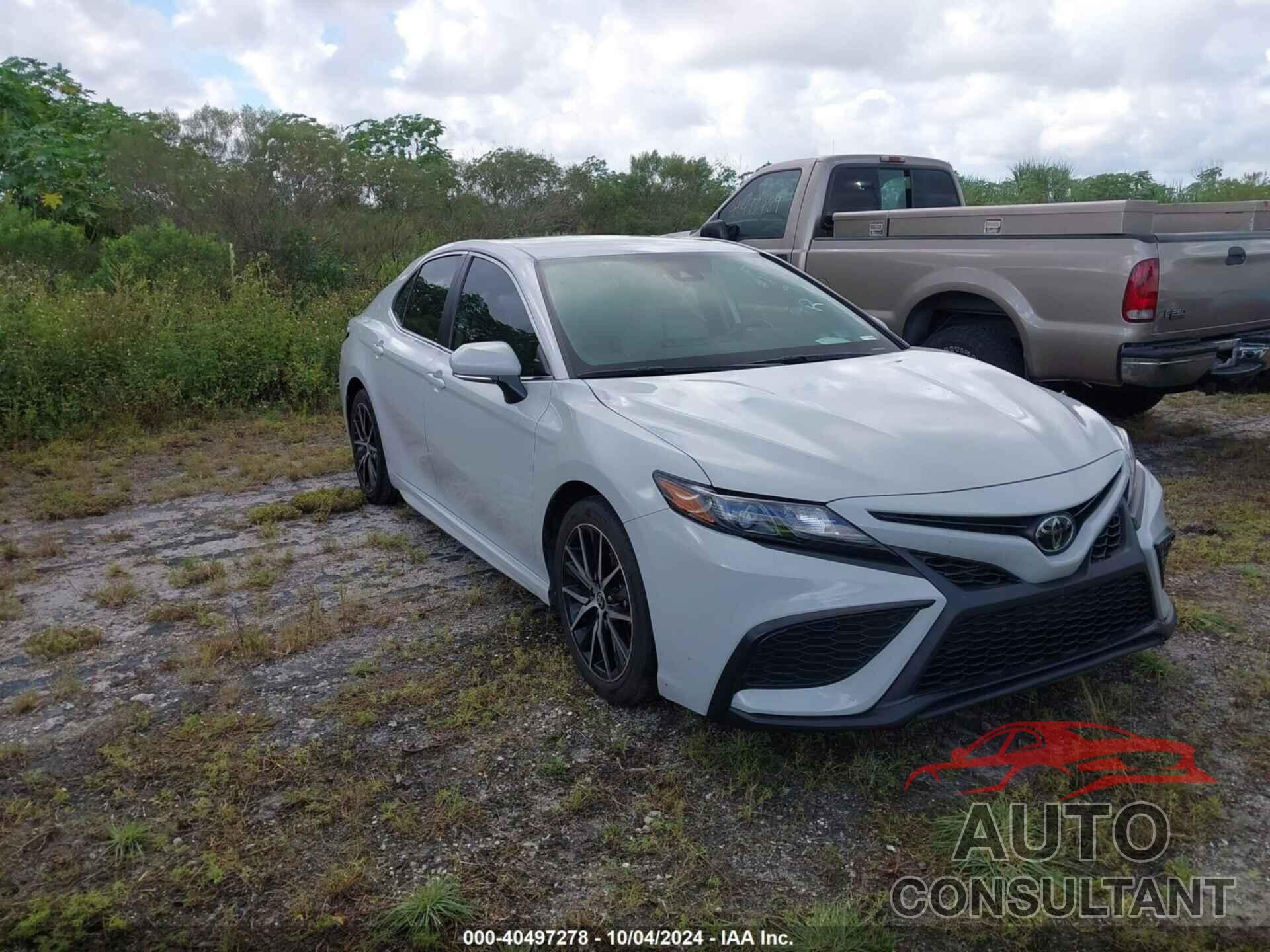 TOYOTA CAMRY 2023 - 4T1G11AK8PU089588