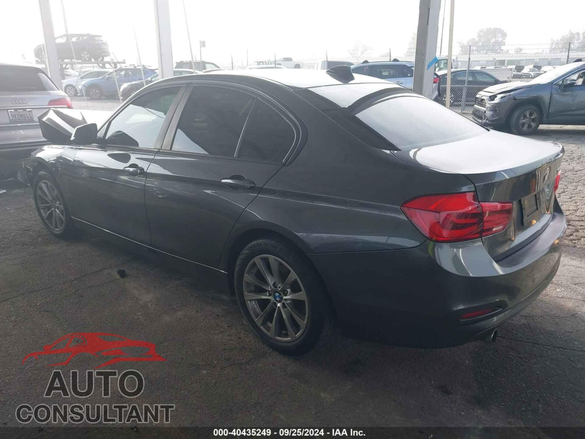 BMW 320 2017 - WBA8E1G31HNU15964