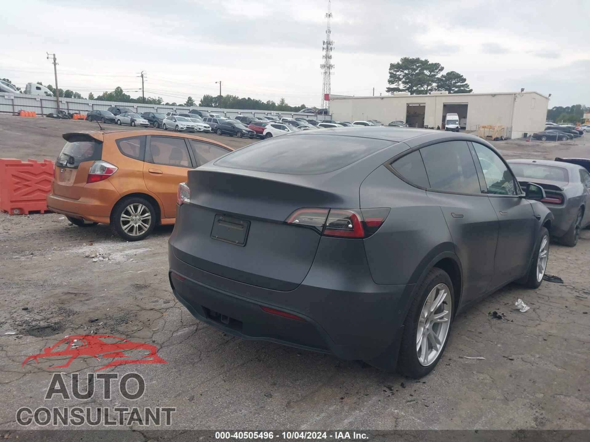 TESLA MODEL Y 2022 - 7SAYGDEE9NF310749