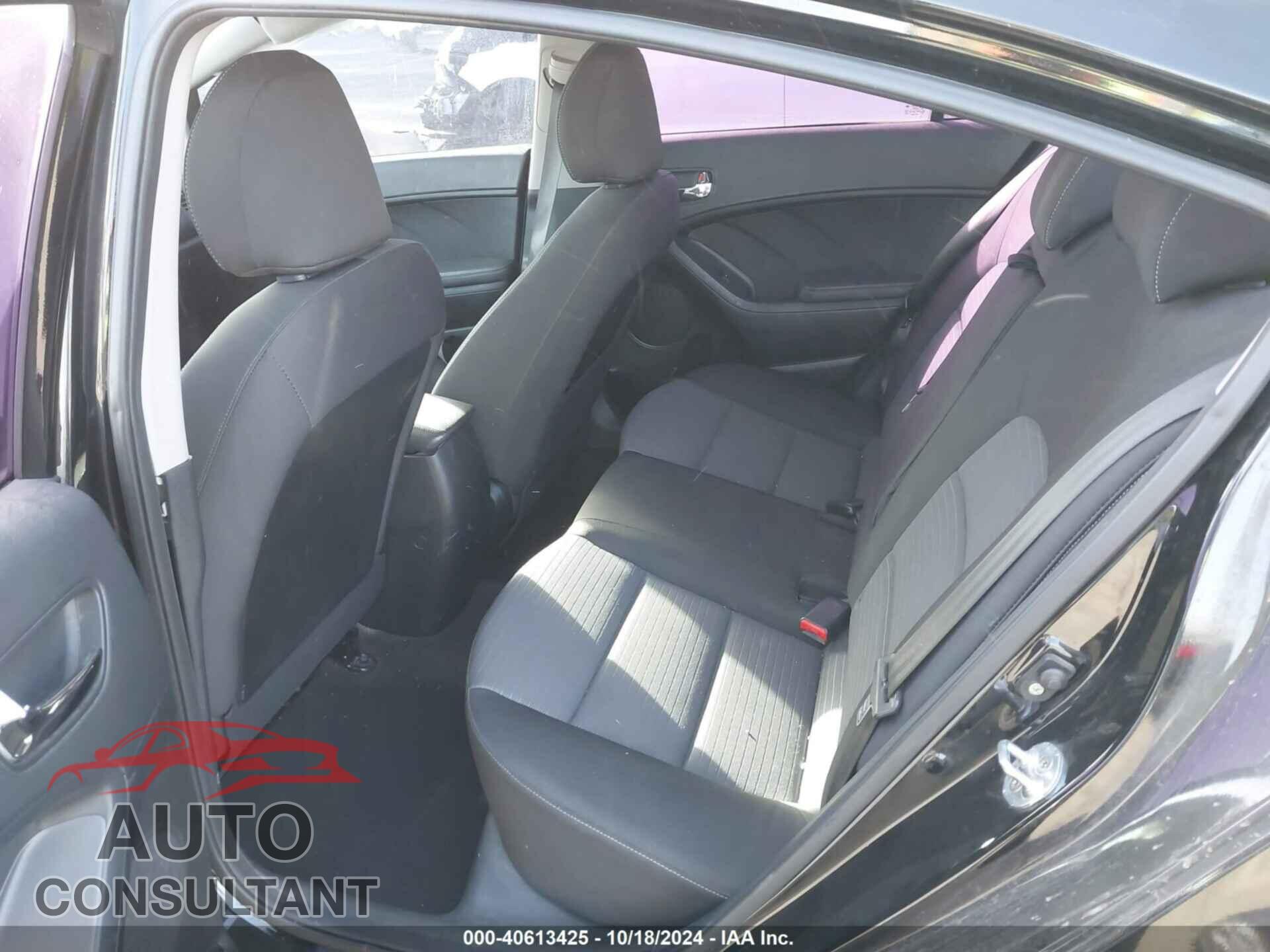 KIA FORTE 2016 - KNAFX4A60G5549711