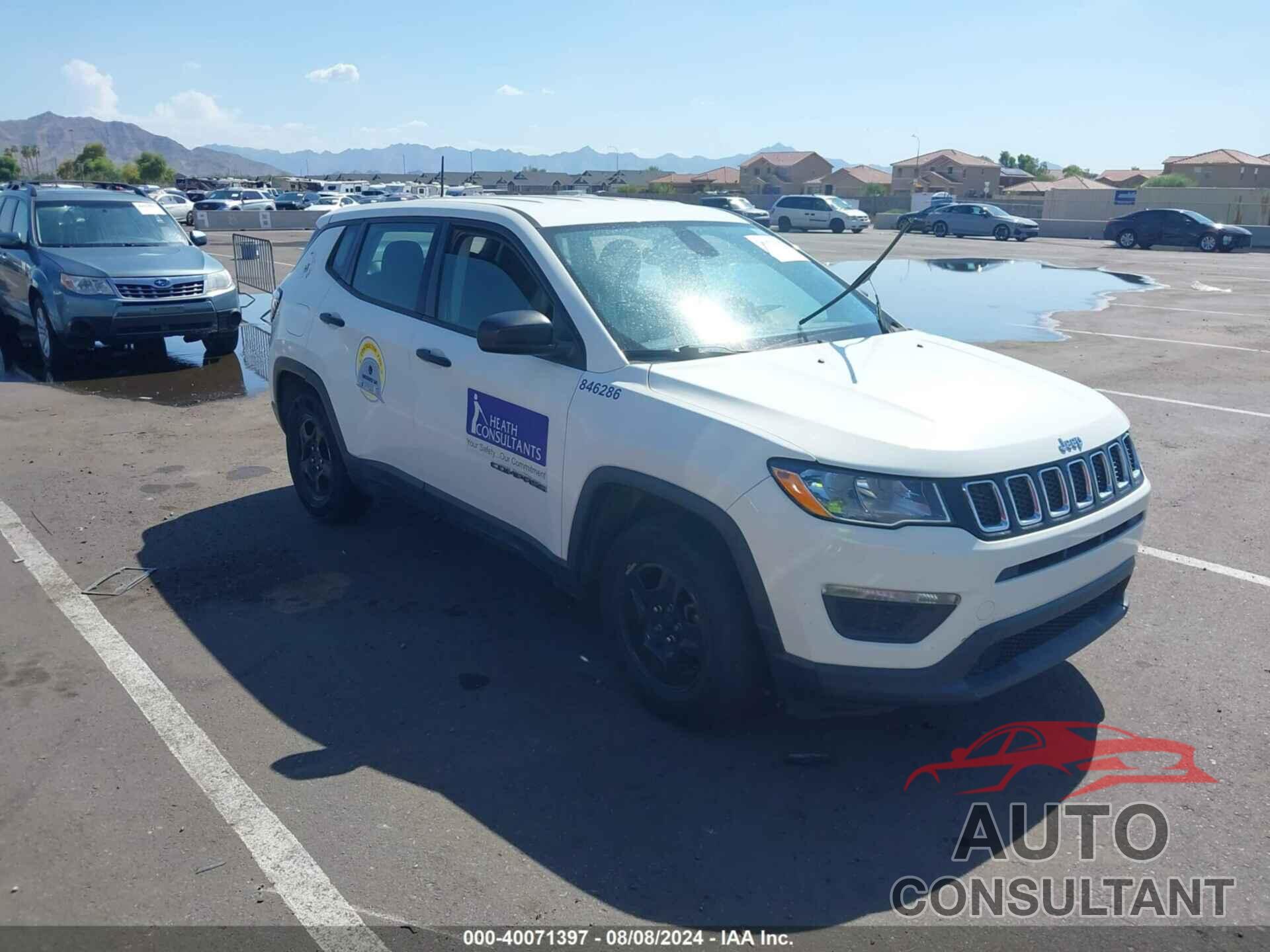 JEEP COMPASS 2018 - 3C4NJCAB1JT136839