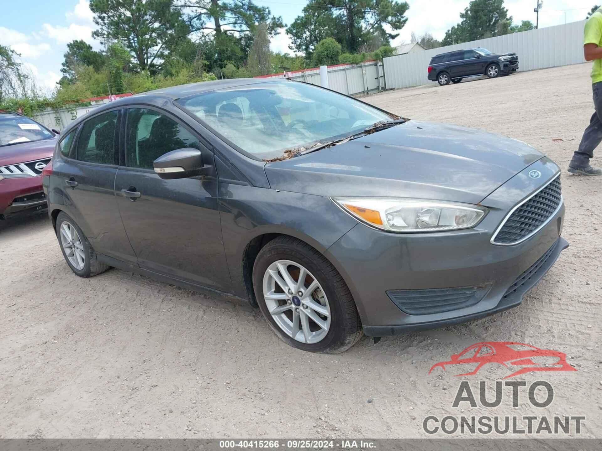 FORD FOCUS 2017 - 1FADP3K27HL294249