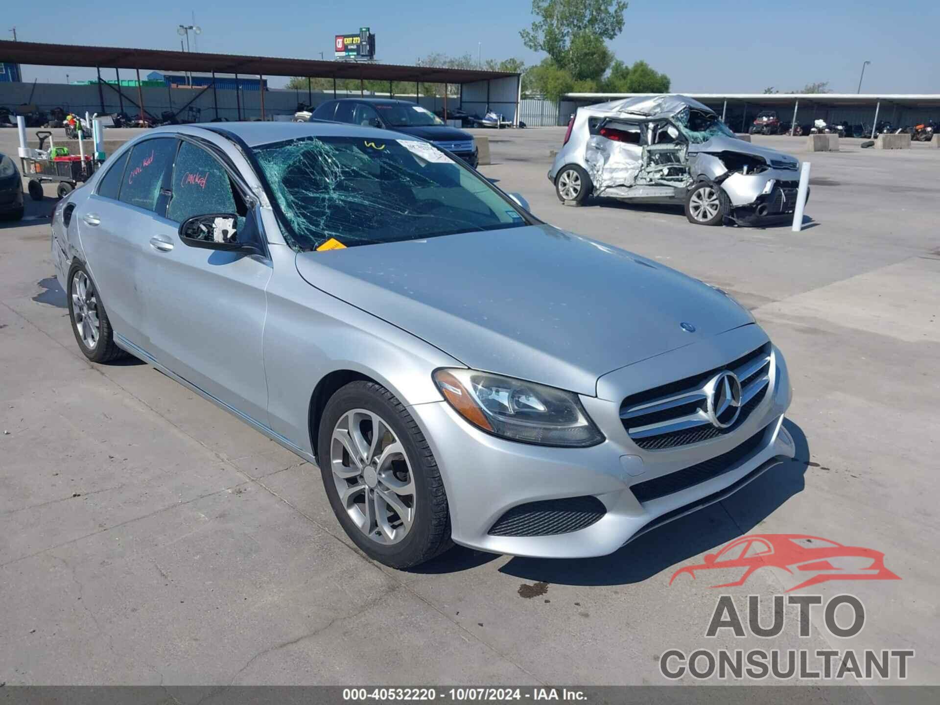 MERCEDES-BENZ C 300 2015 - 55SWF4JB2FU088302