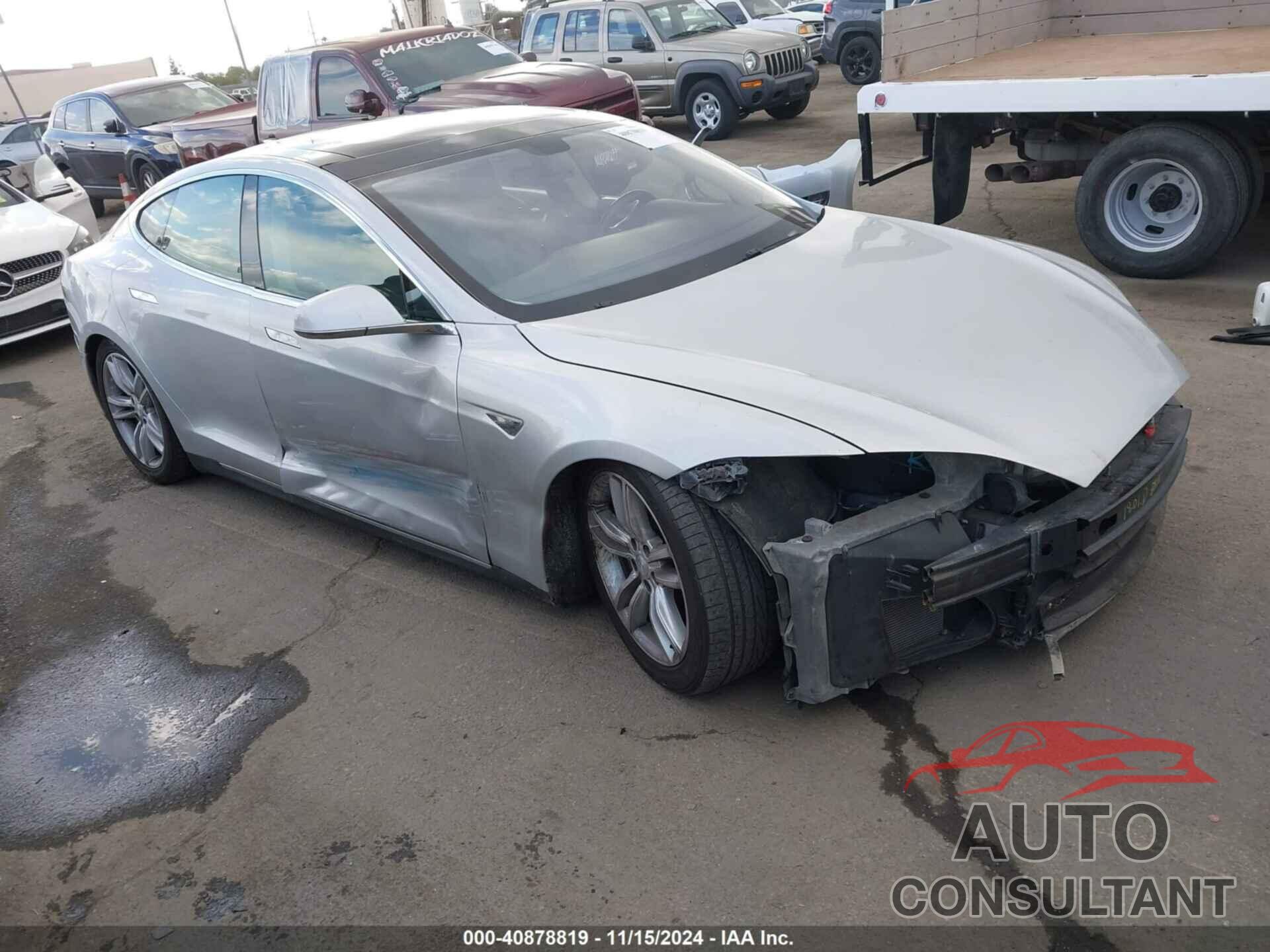 TESLA MODEL S 2012 - 5YJSA1DP6CFP01733