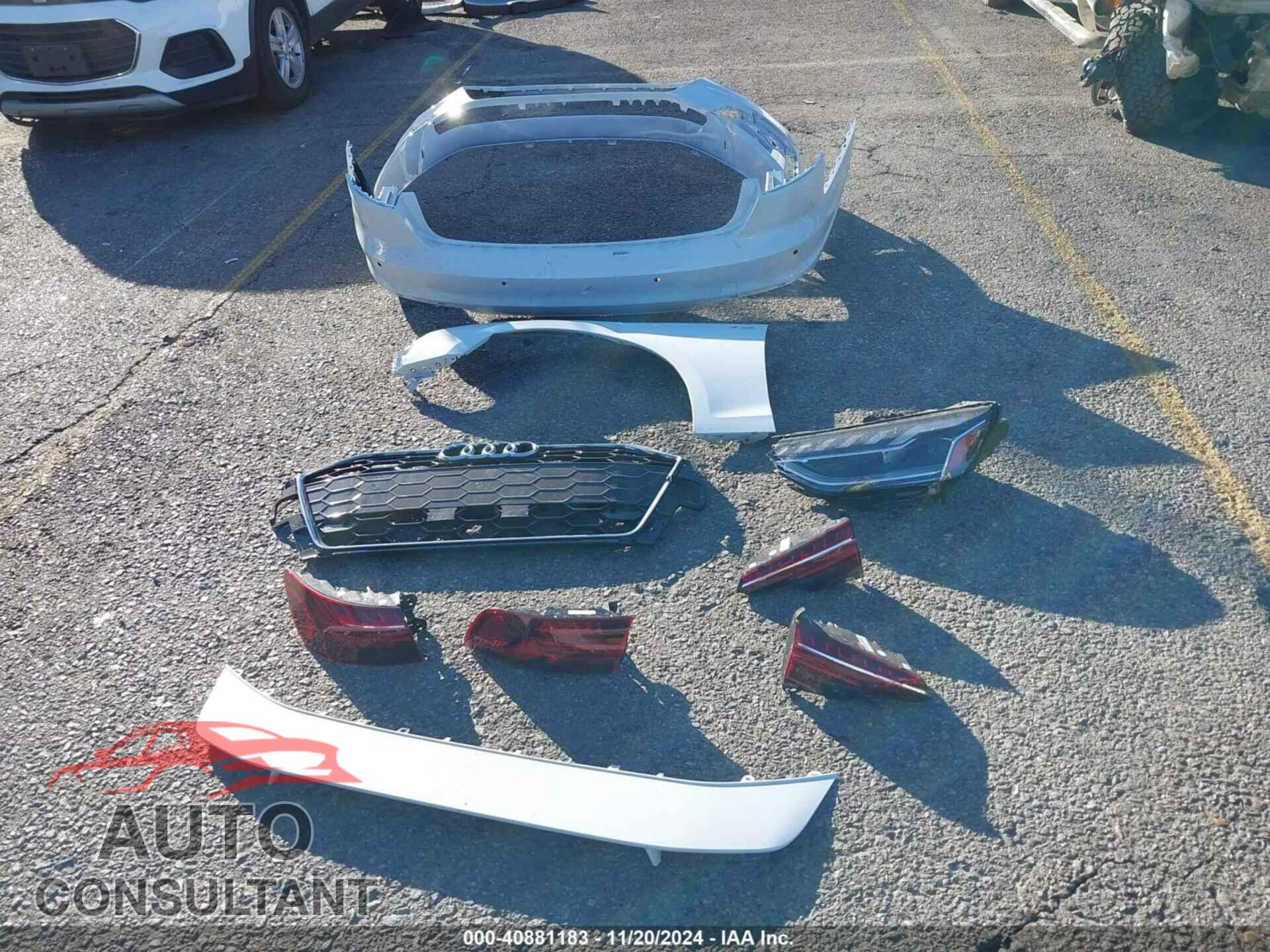 AUDI A4 2024 - WAUDAAF41RN011892