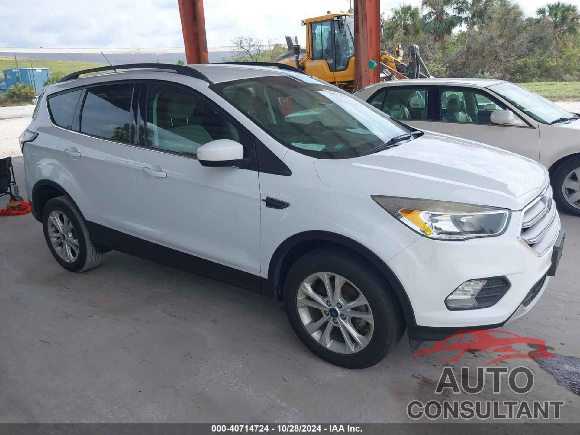 FORD ESCAPE 2018 - 1FMCU0GD2JUC61288