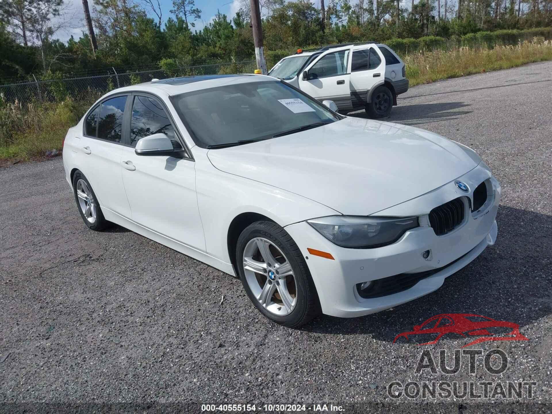 BMW 328I 2013 - WBA3B5G55DNS04255