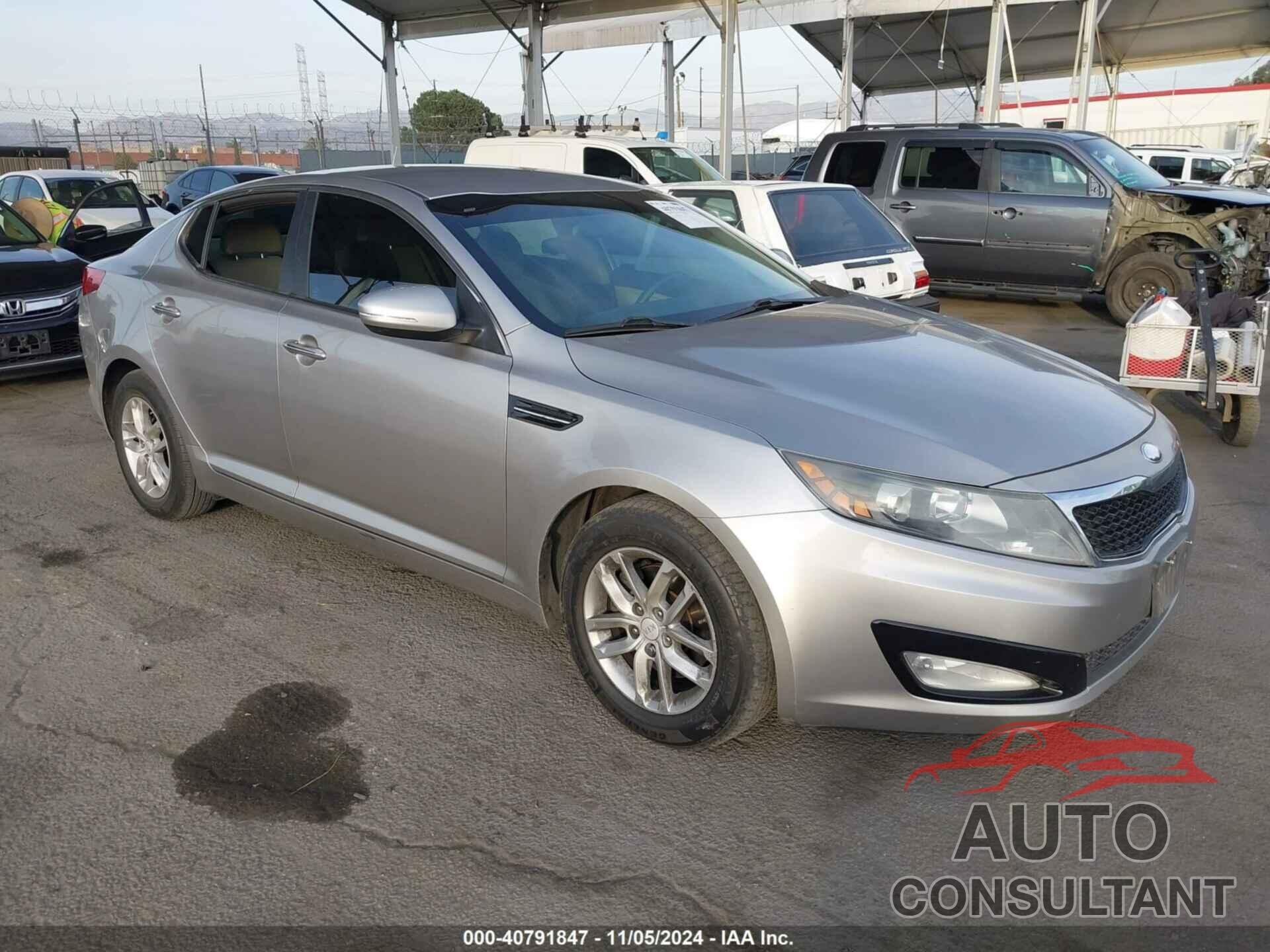 KIA OPTIMA 2013 - 5XXGM4A79DG218044