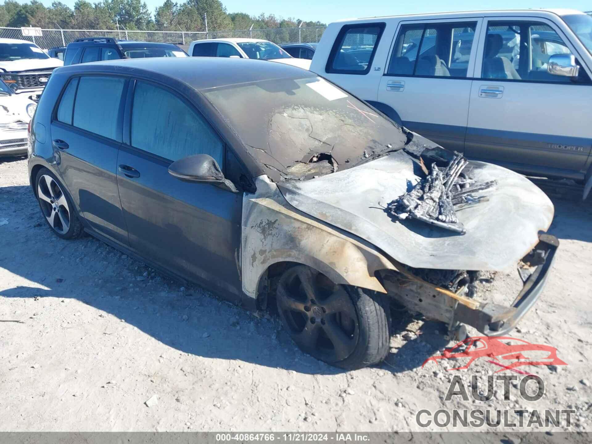 VOLKSWAGEN GOLF GTI 2019 - 3VW6T7AU6KM013635