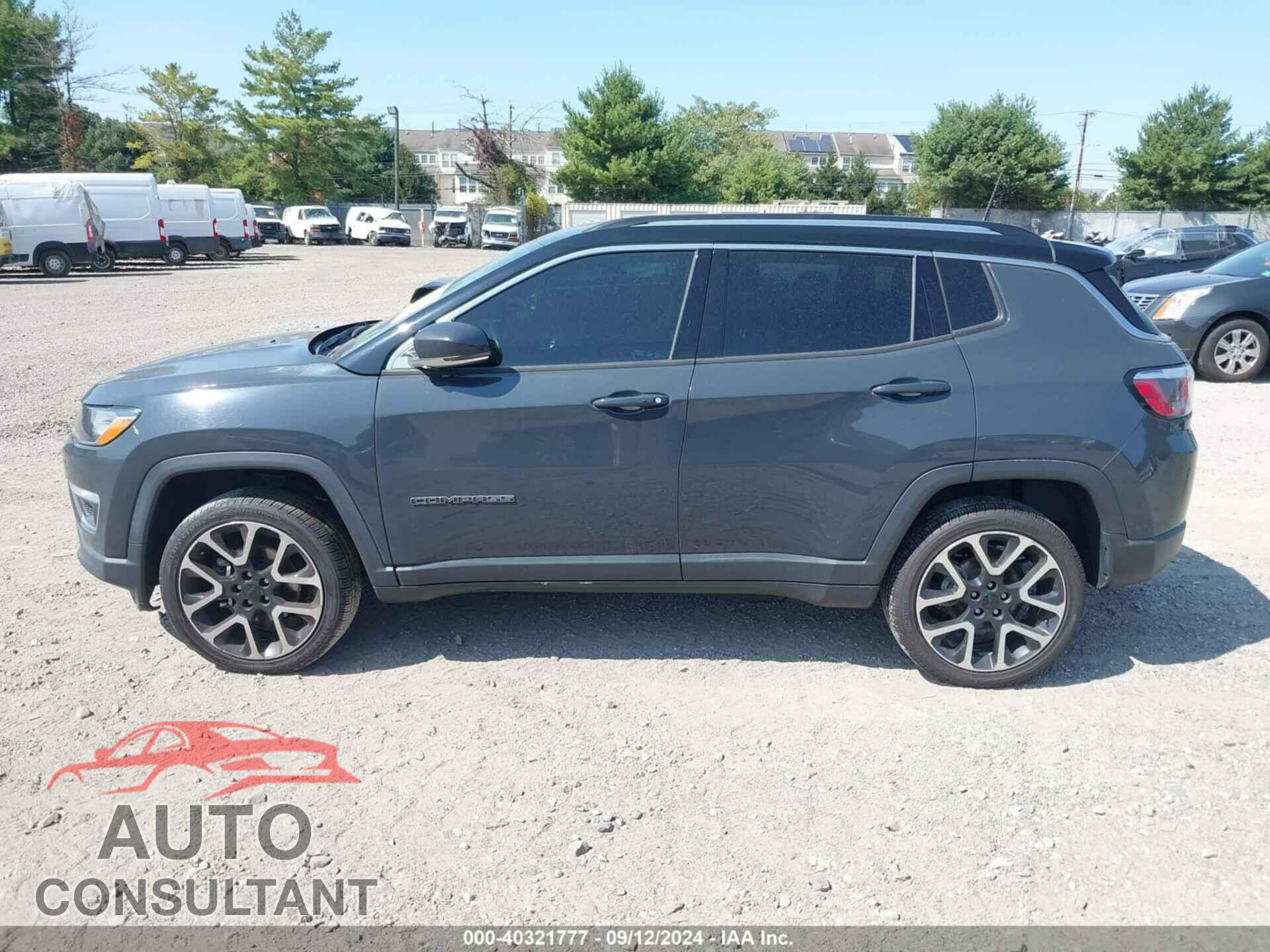 JEEP COMPASS 2018 - 3C4NJDCB2JT315488