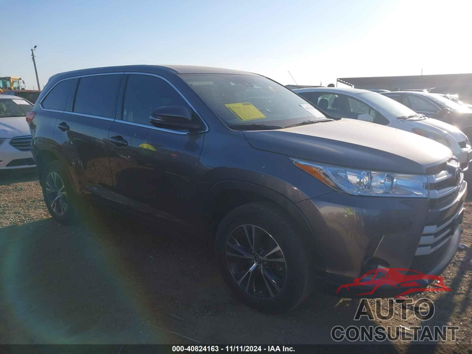 TOYOTA HIGHLANDER 2019 - 5TDZARFH0KS059636