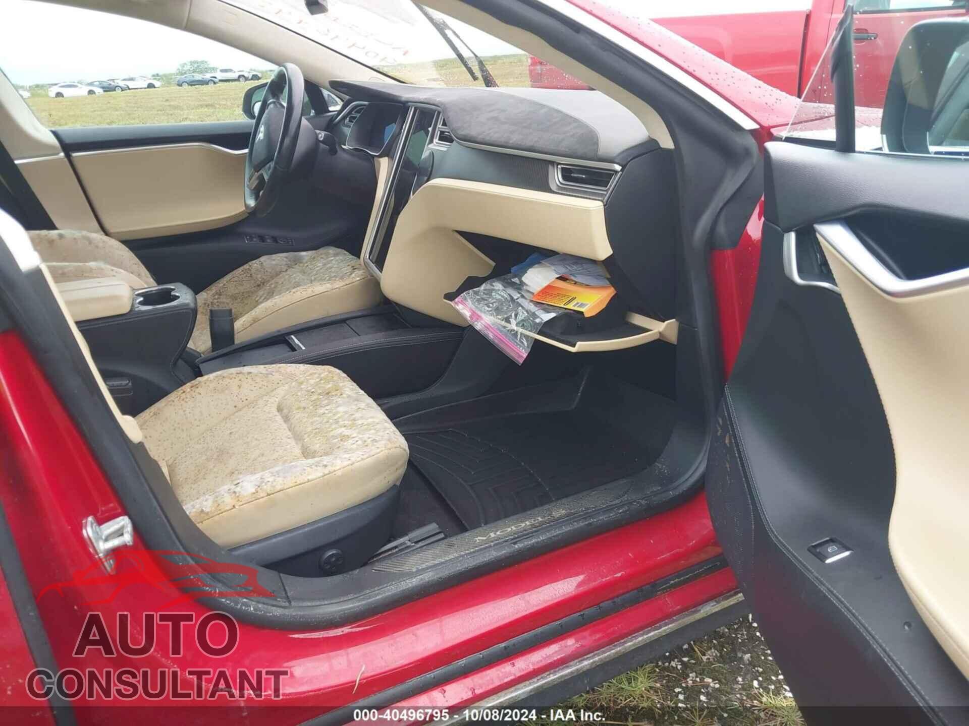 TESLA MODEL S 2015 - 5YJSA1H29FFP75182
