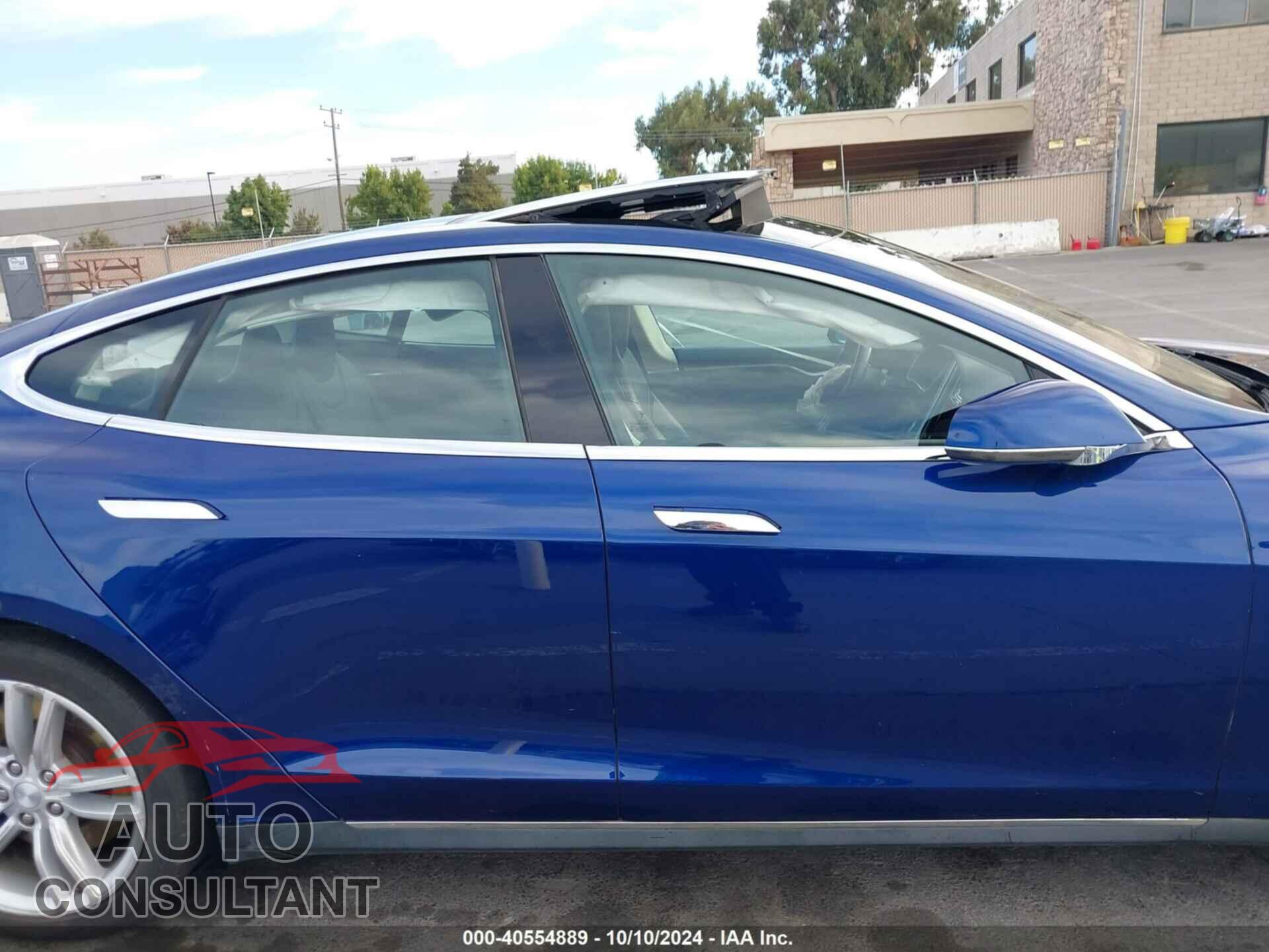 TESLA MODEL S 2015 - 5YJSA1S28FF095010