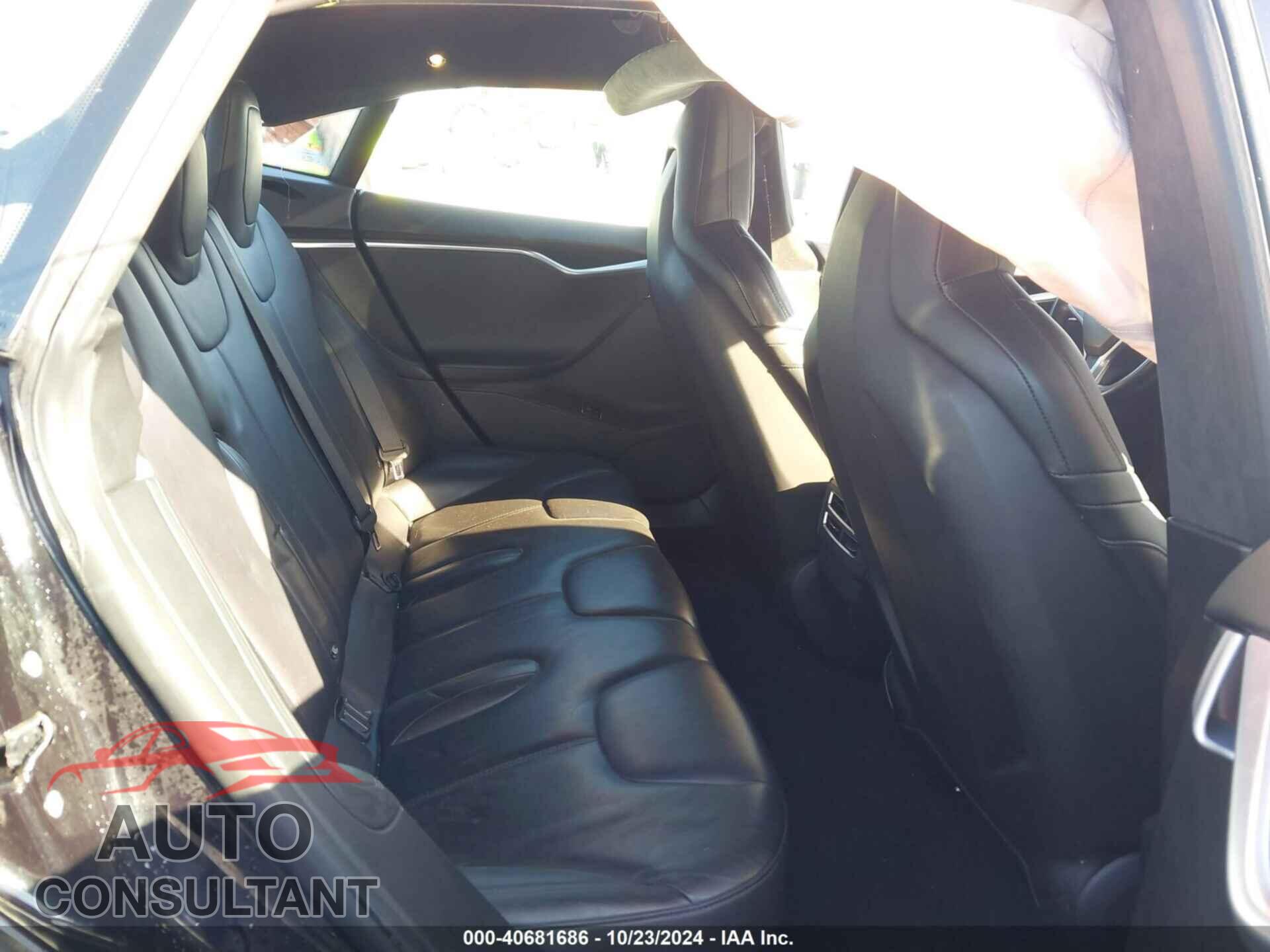 TESLA MODEL S 2016 - 5YJSA1E20GF122004